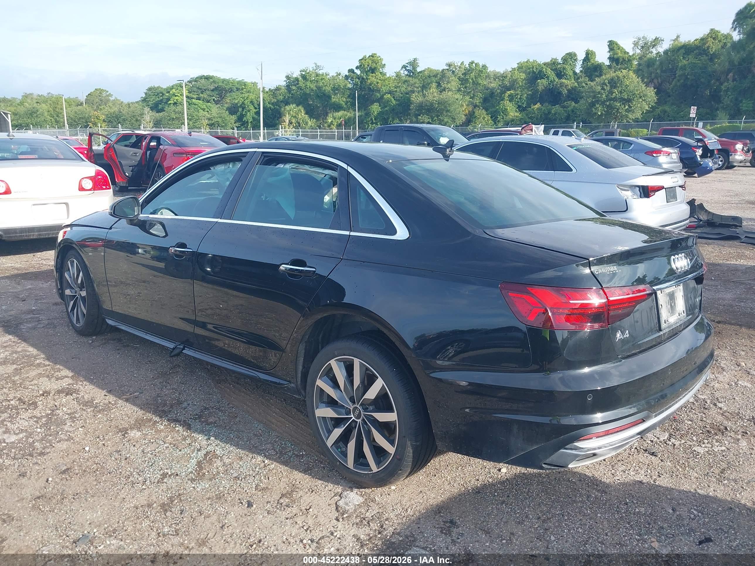 AUDI A4 image 3