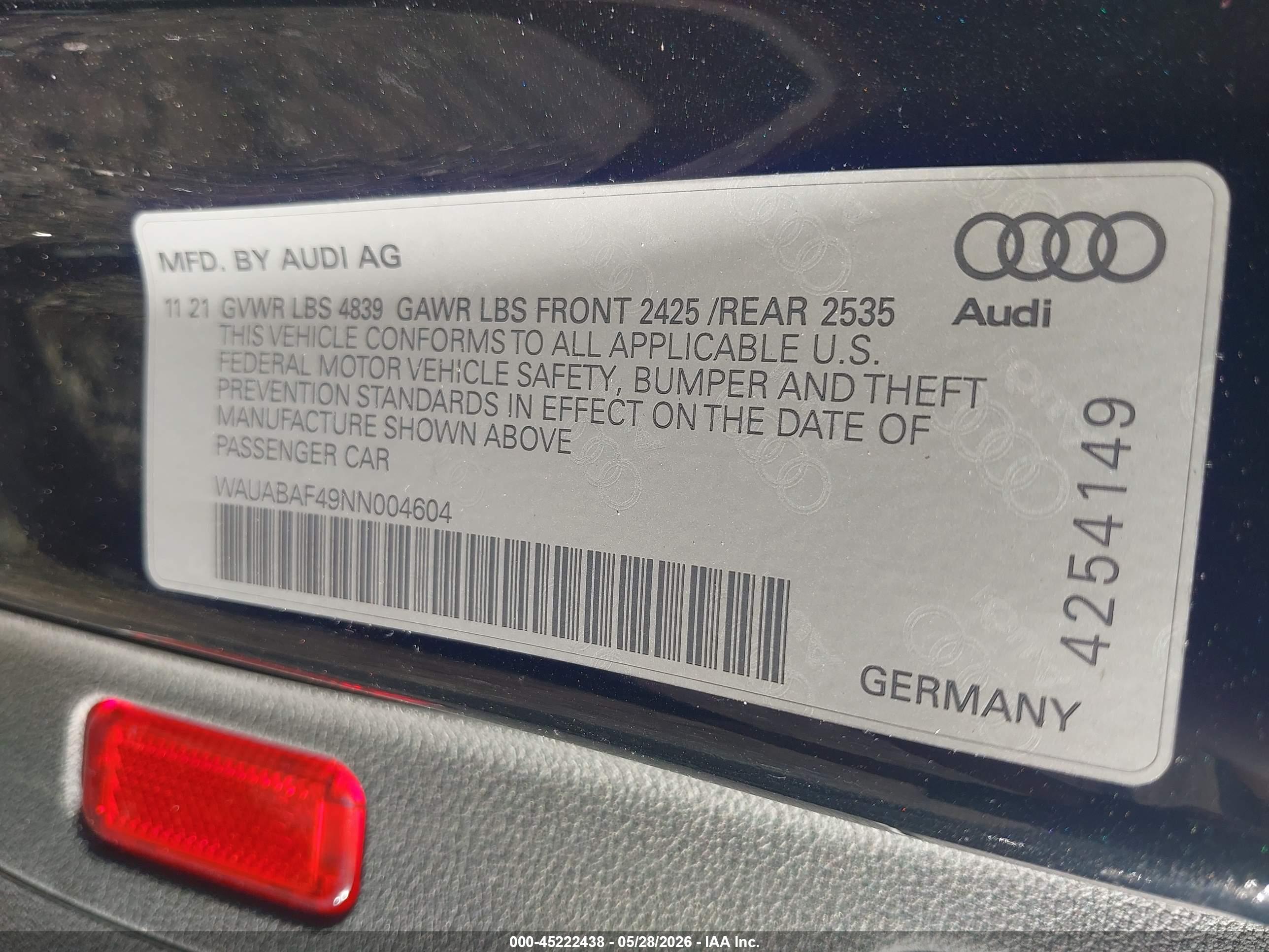 AUDI A4 image 9