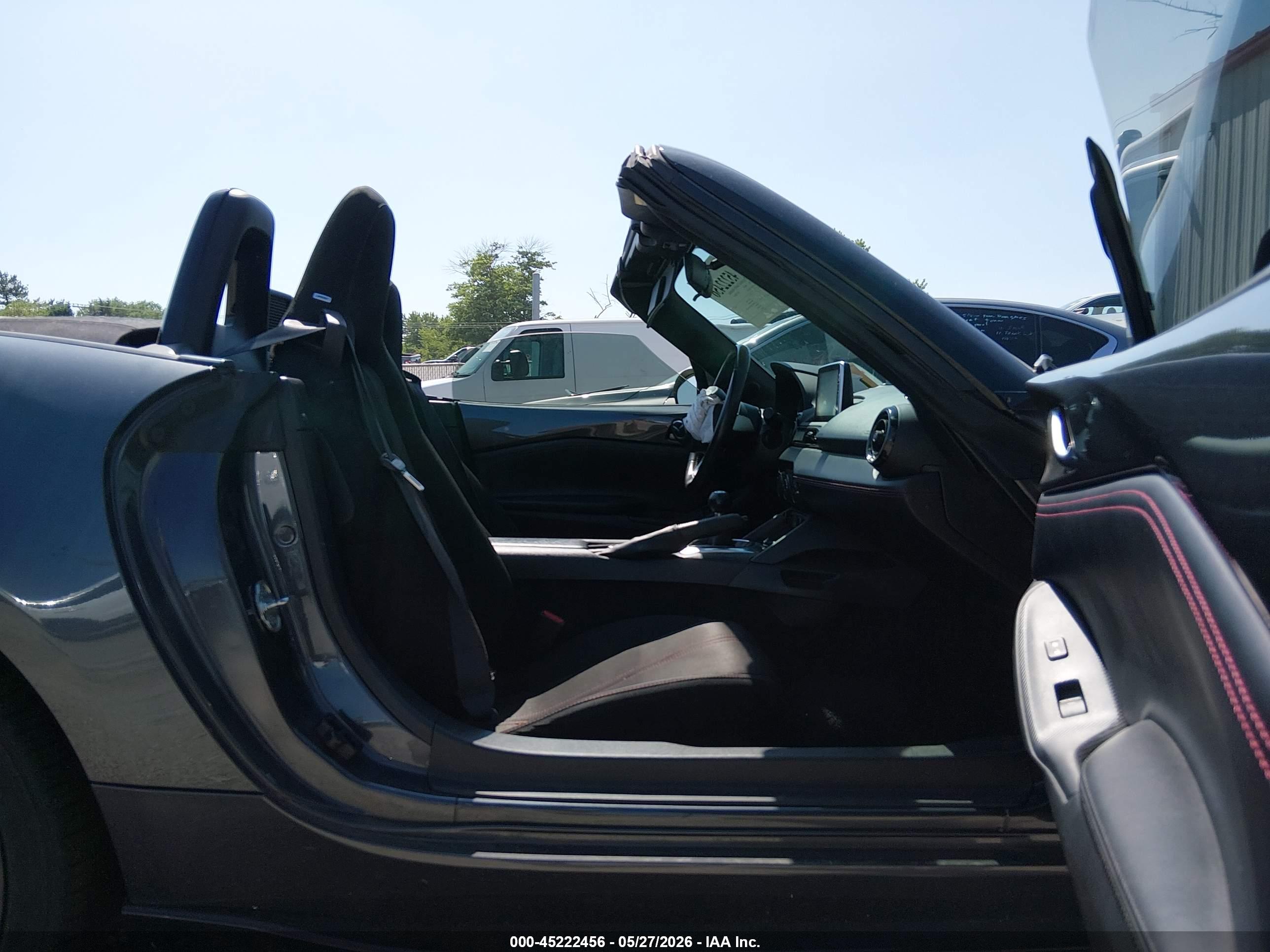 MAZDA MX-5 image 5