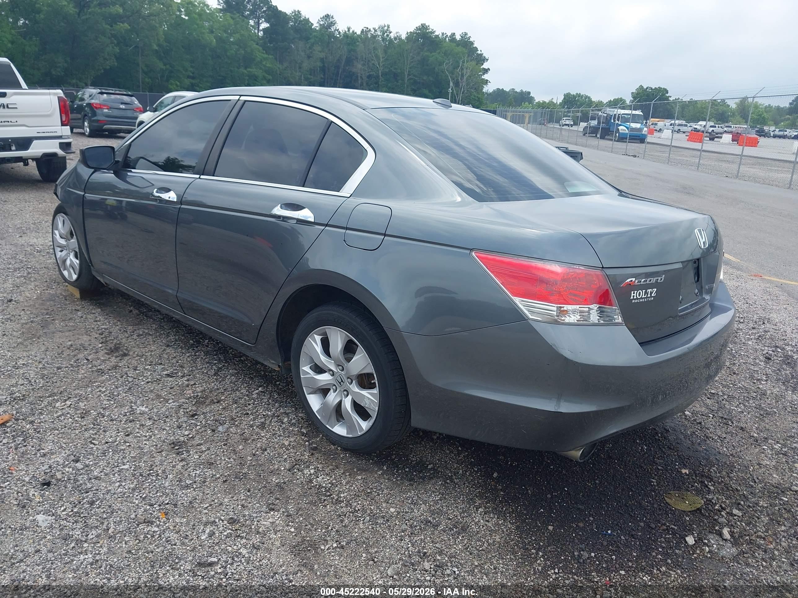 HONDA ACCORD image 3