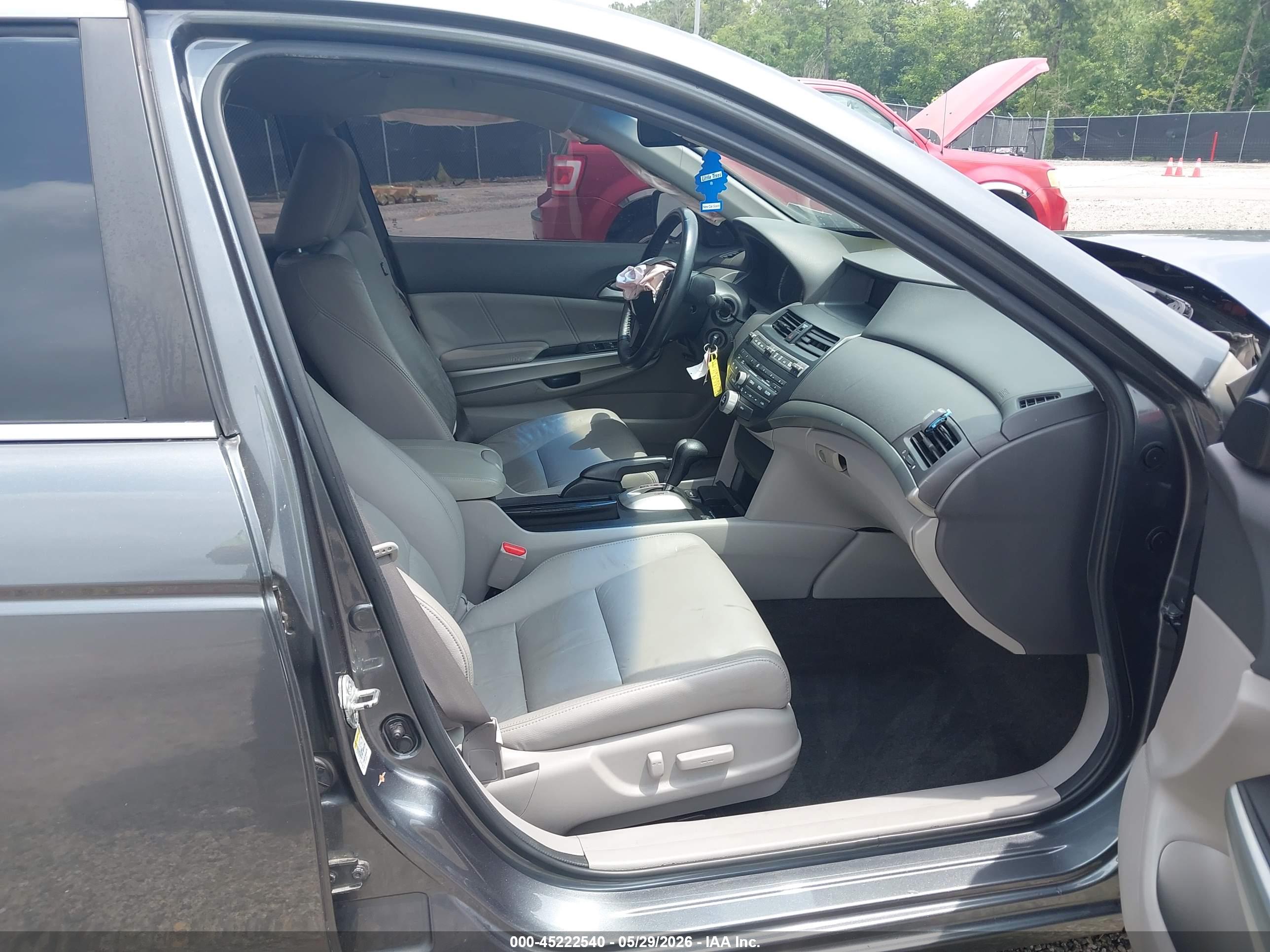 HONDA ACCORD image 5