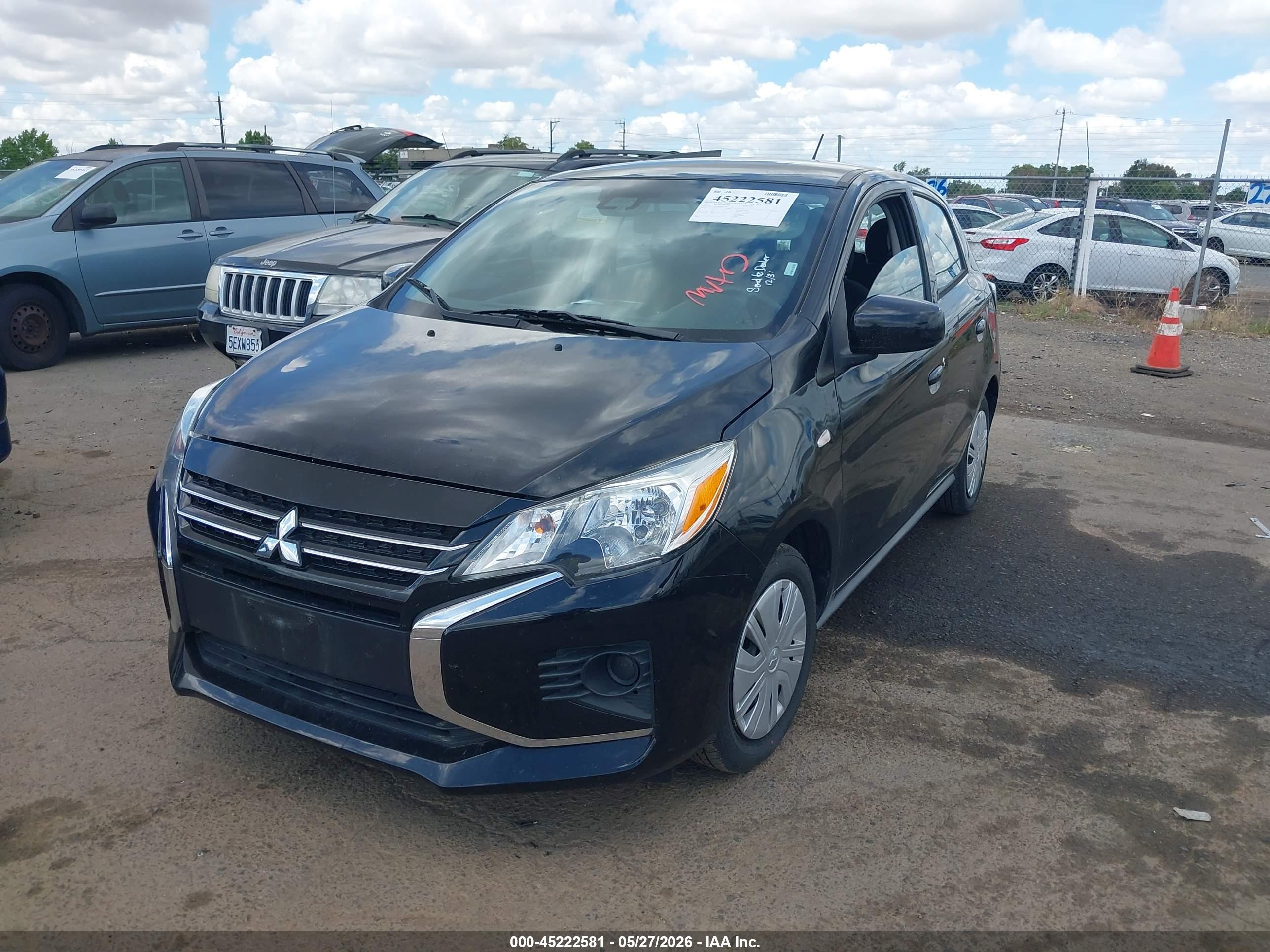 MITSUBISHI MIRAGE image 2