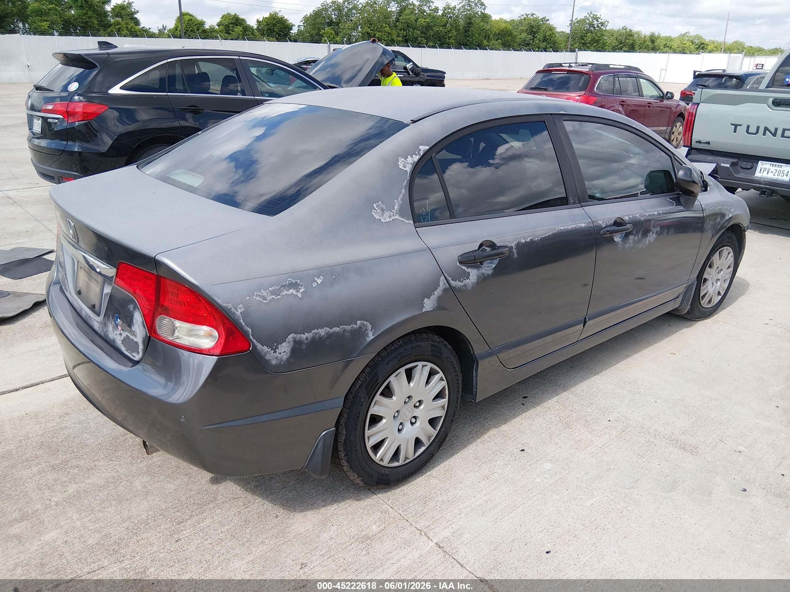 HONDA CIVIC image 4