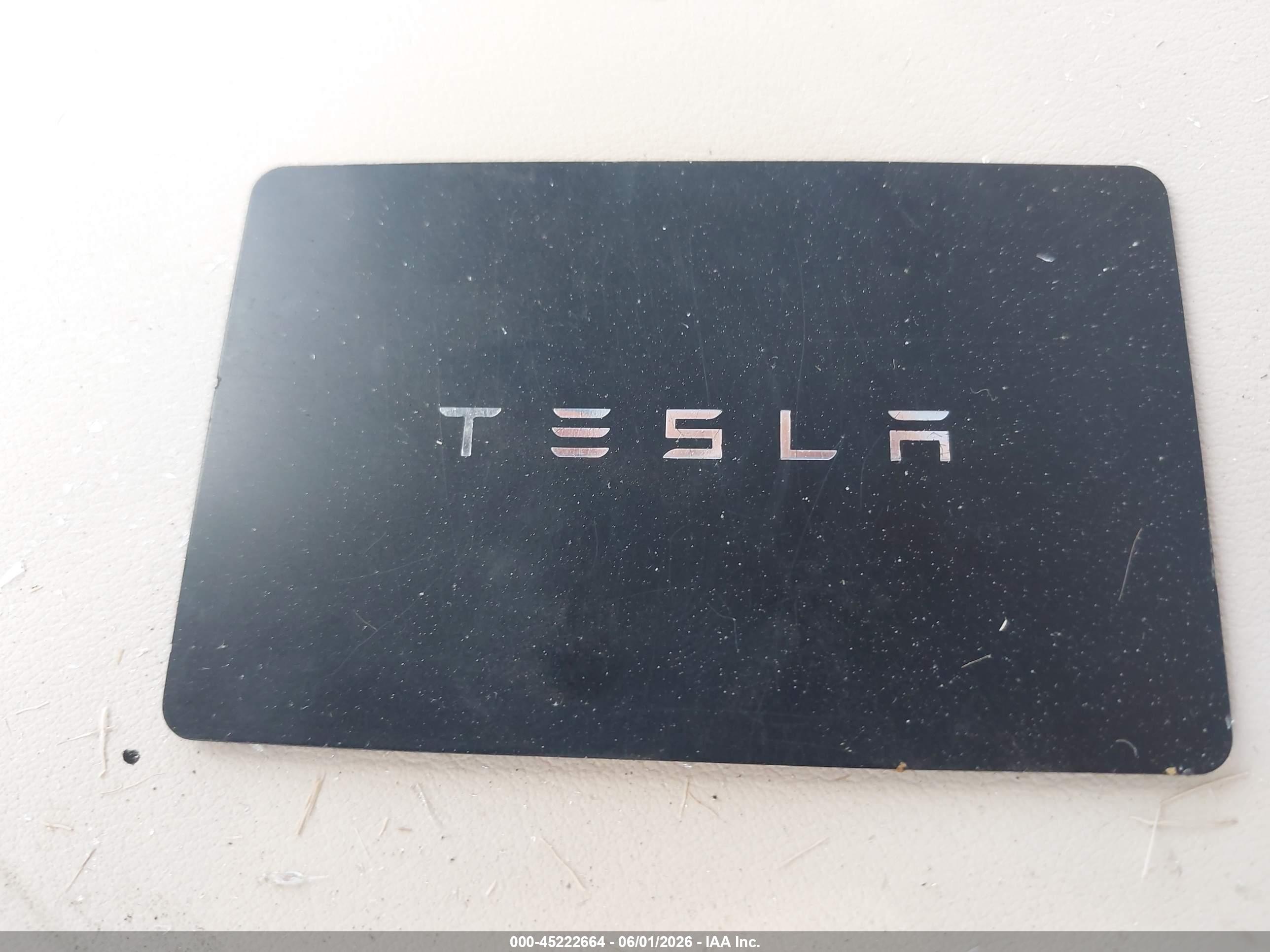 TESLA MODEL image 11