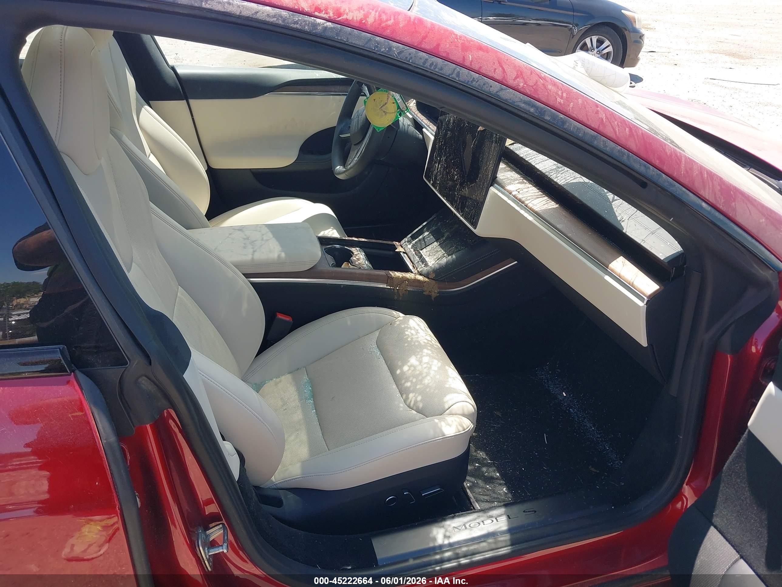 TESLA MODEL image 5