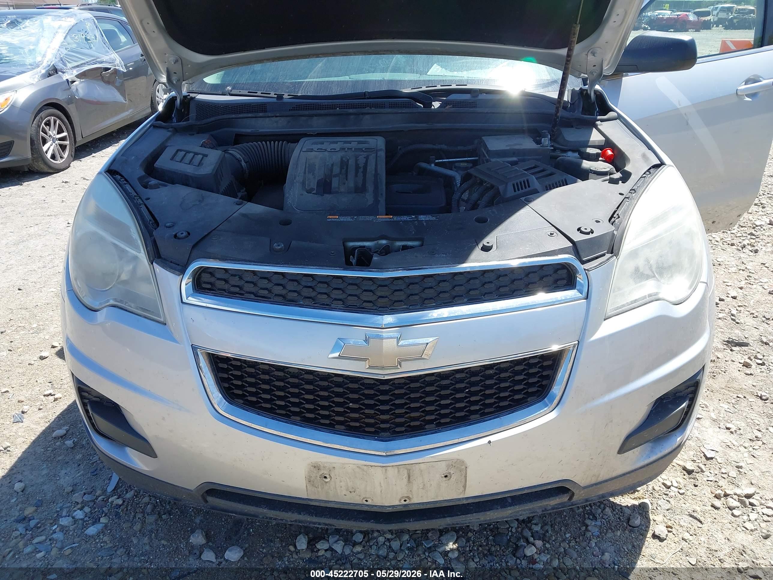 CHEVROLET EQUINOX image 6