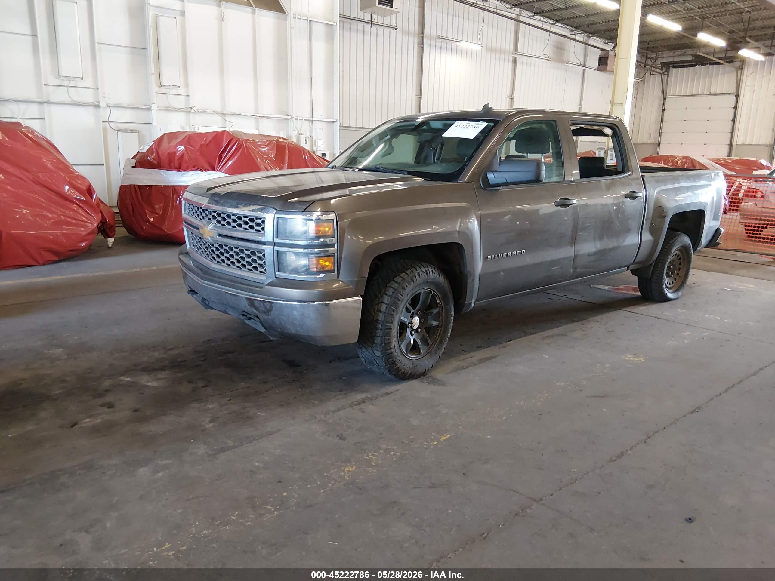 CHEVROLET SILVERADO image 2