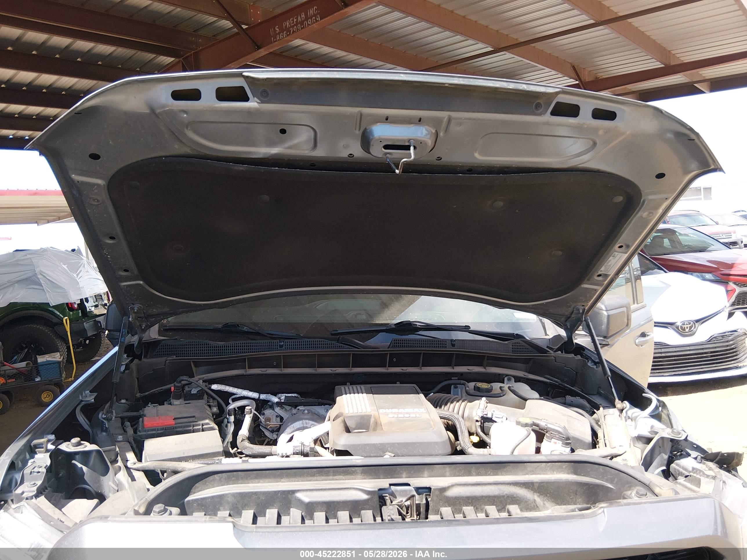 GMC SIERRA image 10