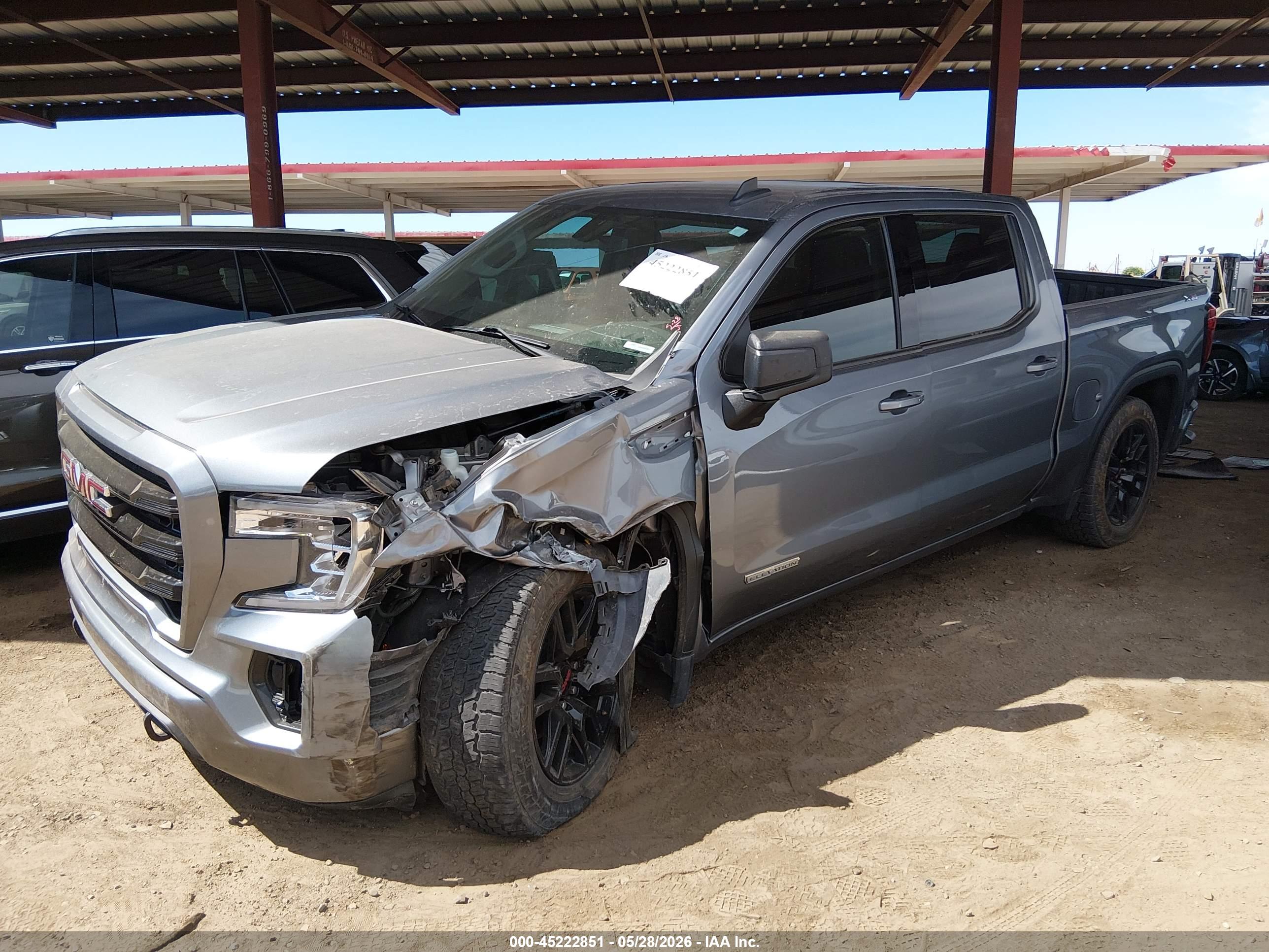 GMC SIERRA image 6