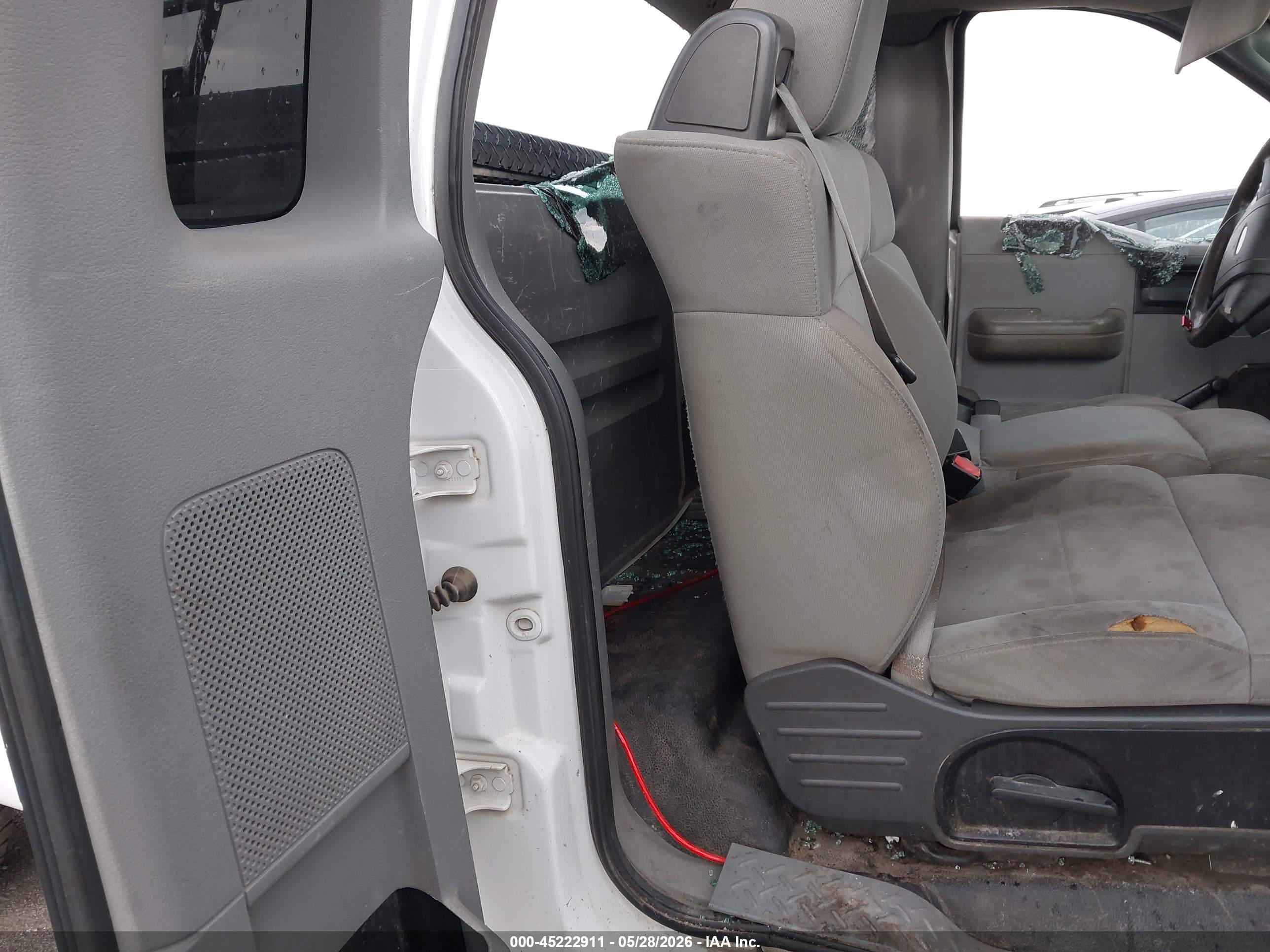 FORD F-150 image 8