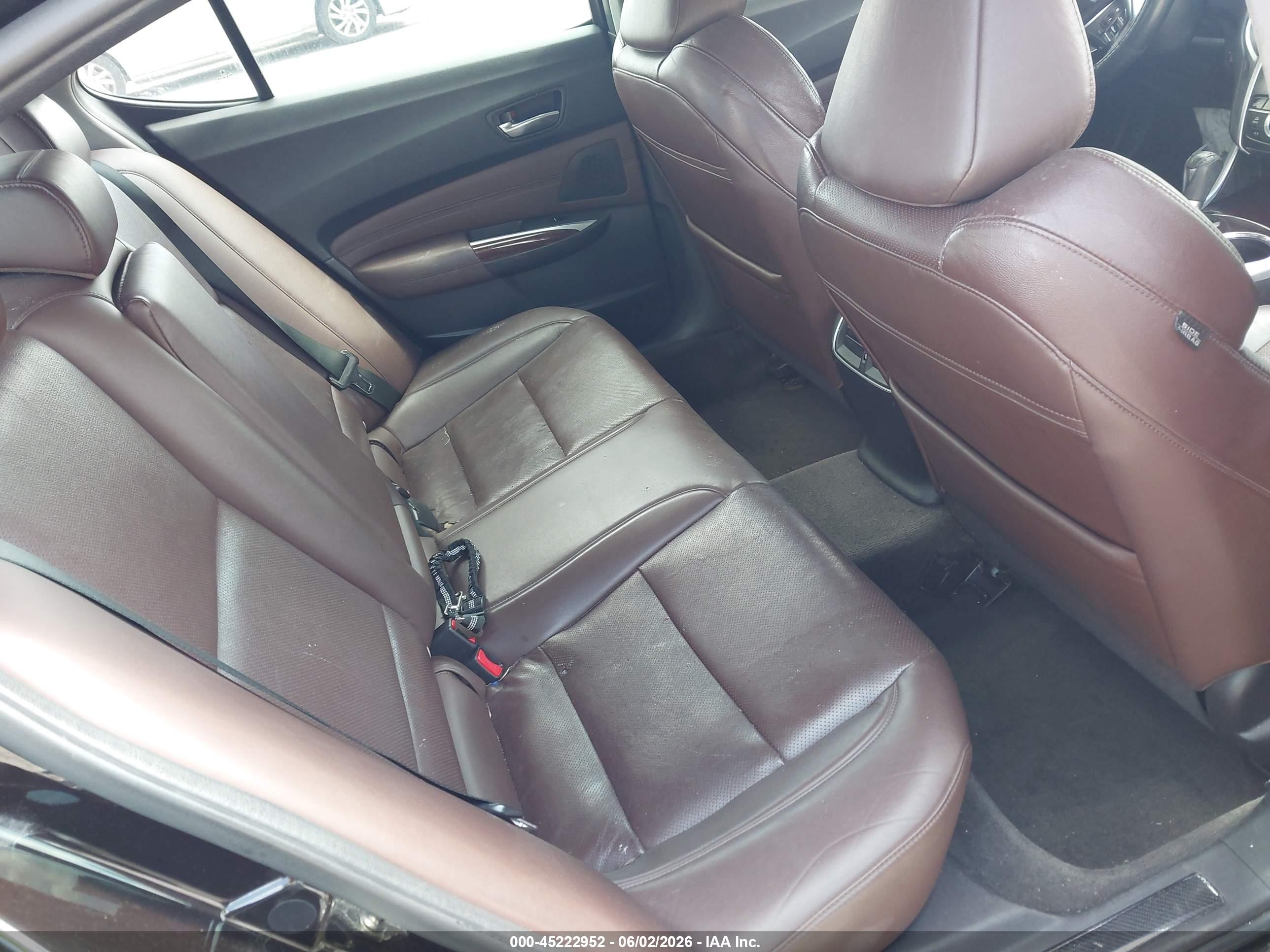 ACURA TLX image 8