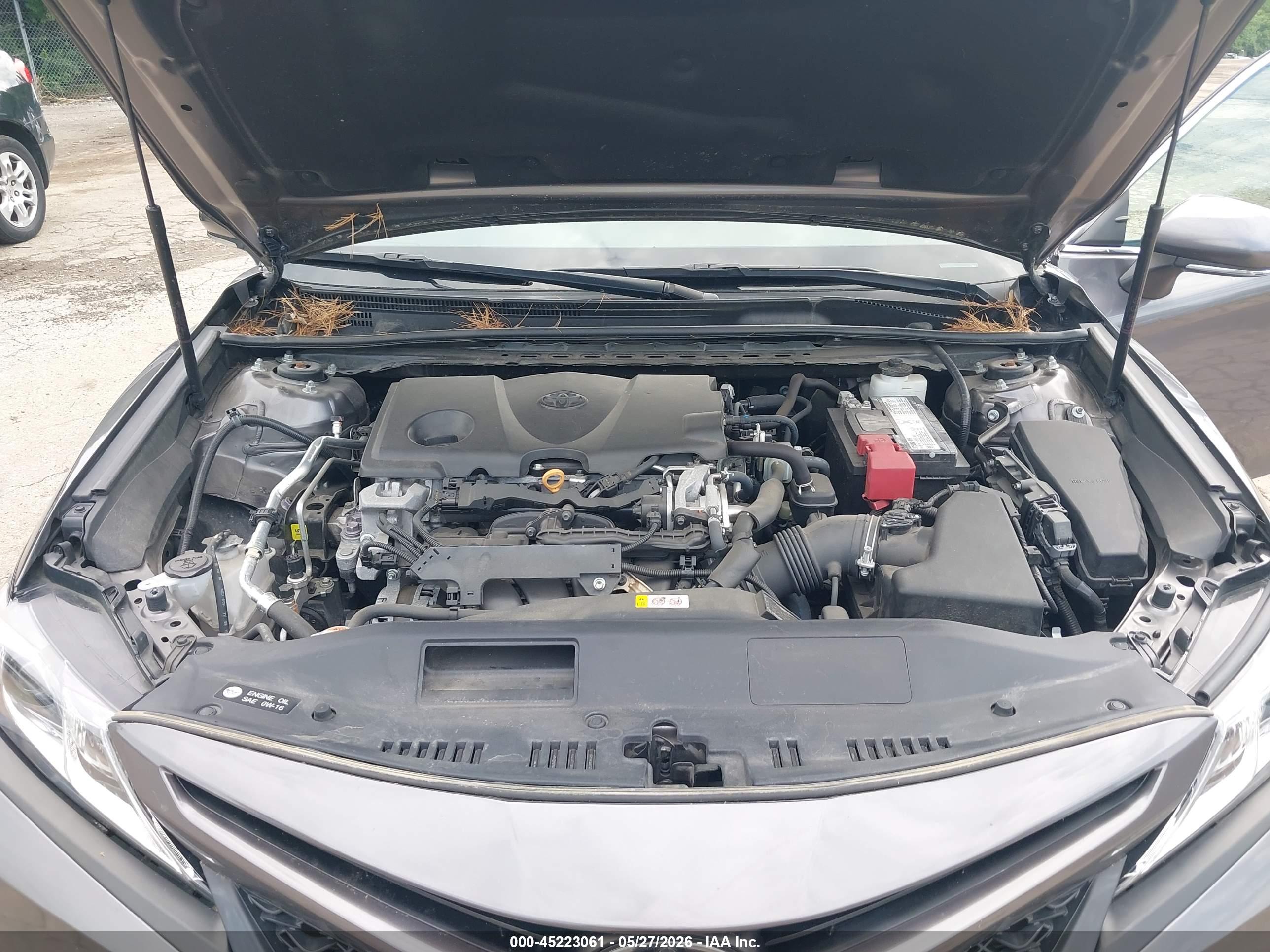 TOYOTA CAMRY image 10