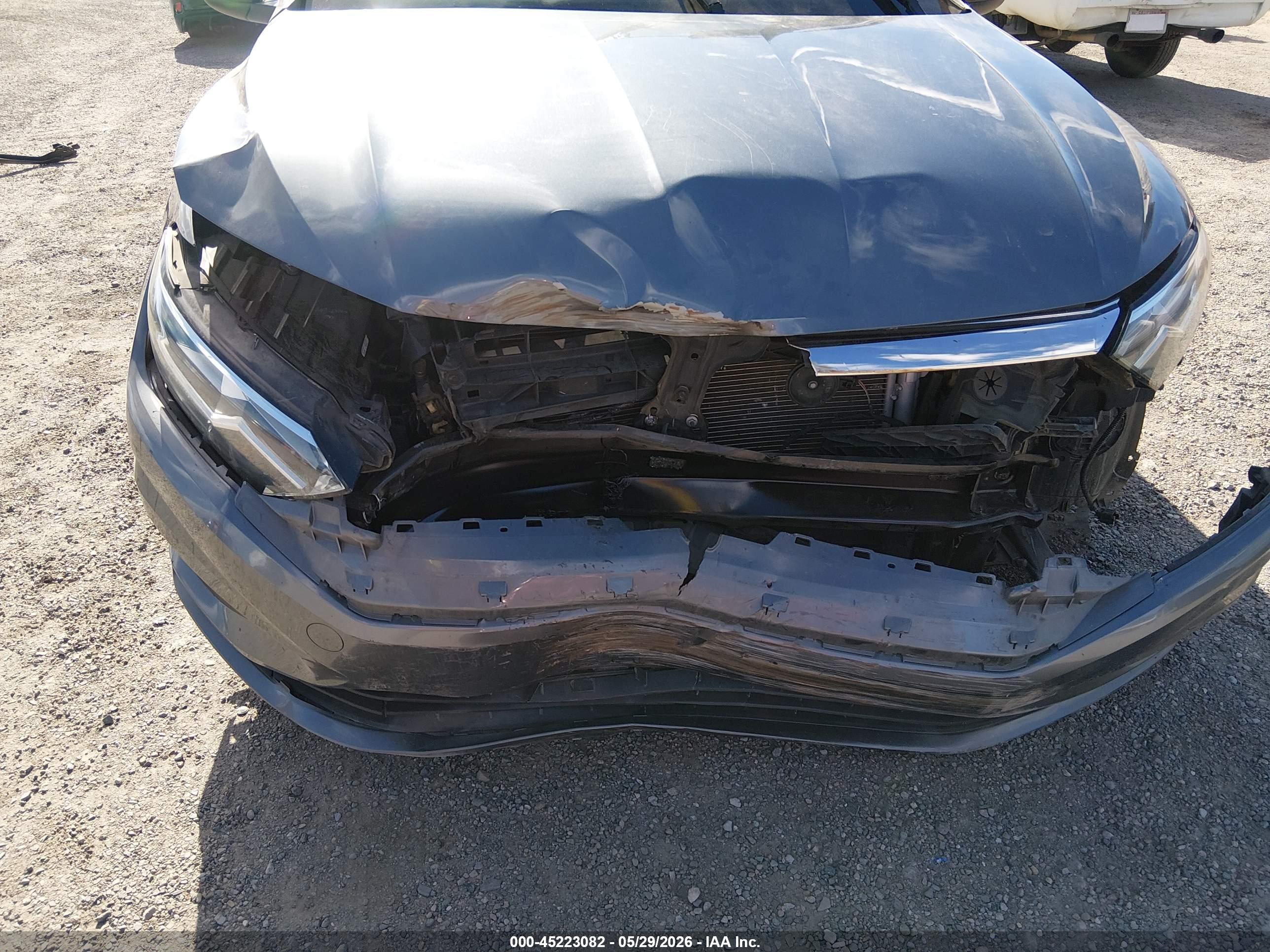 VOLKSWAGEN JETTA image 6