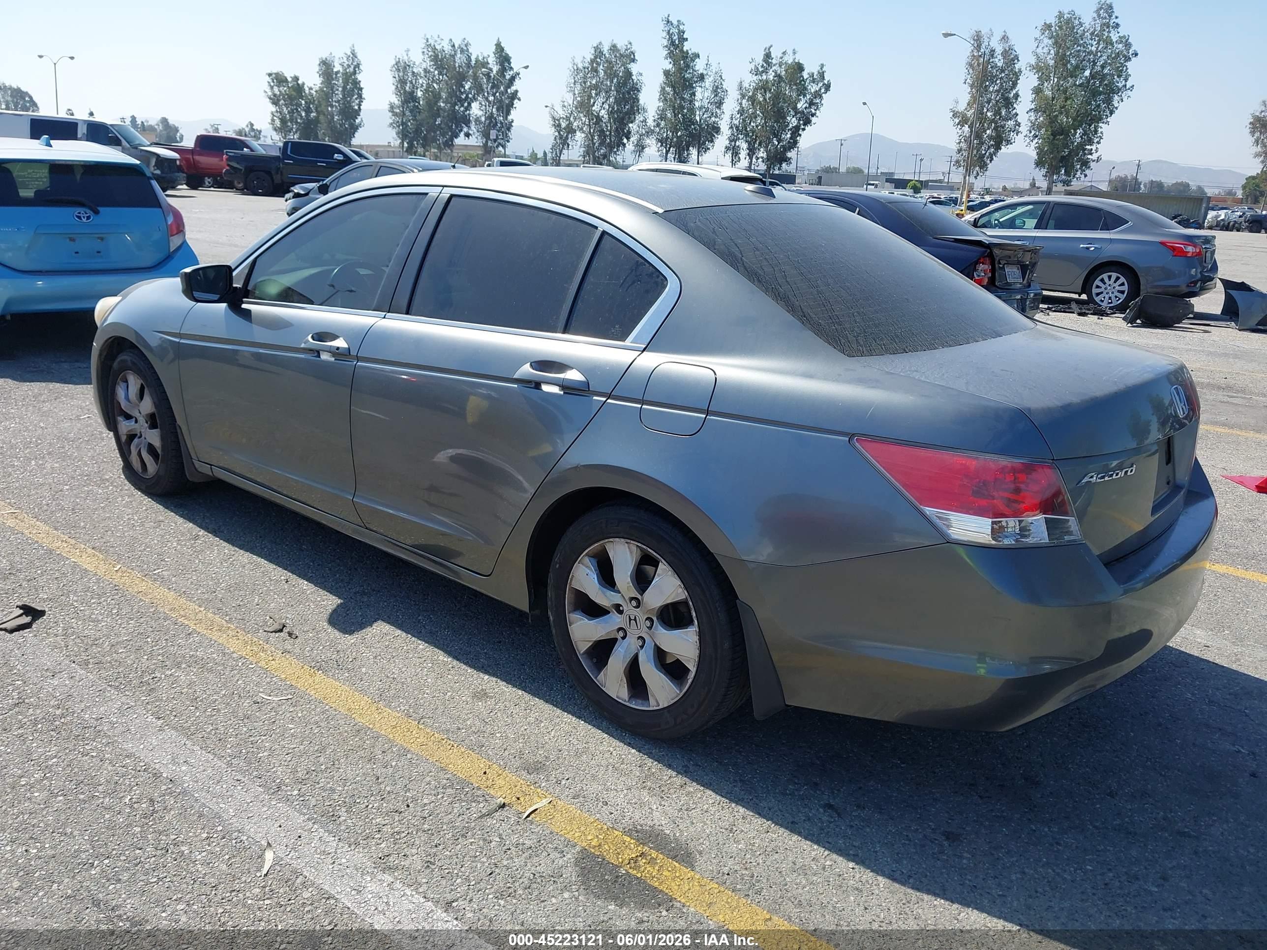 HONDA ACCORD image 3