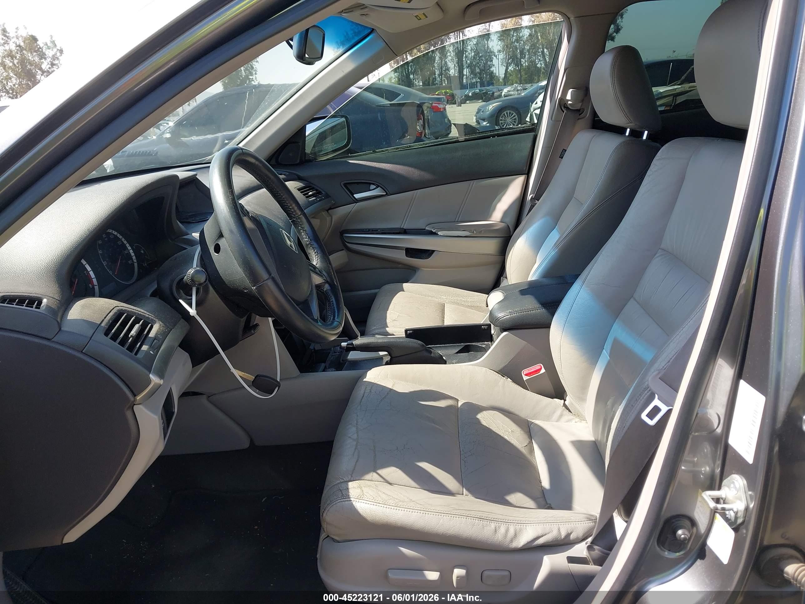 HONDA ACCORD image 5
