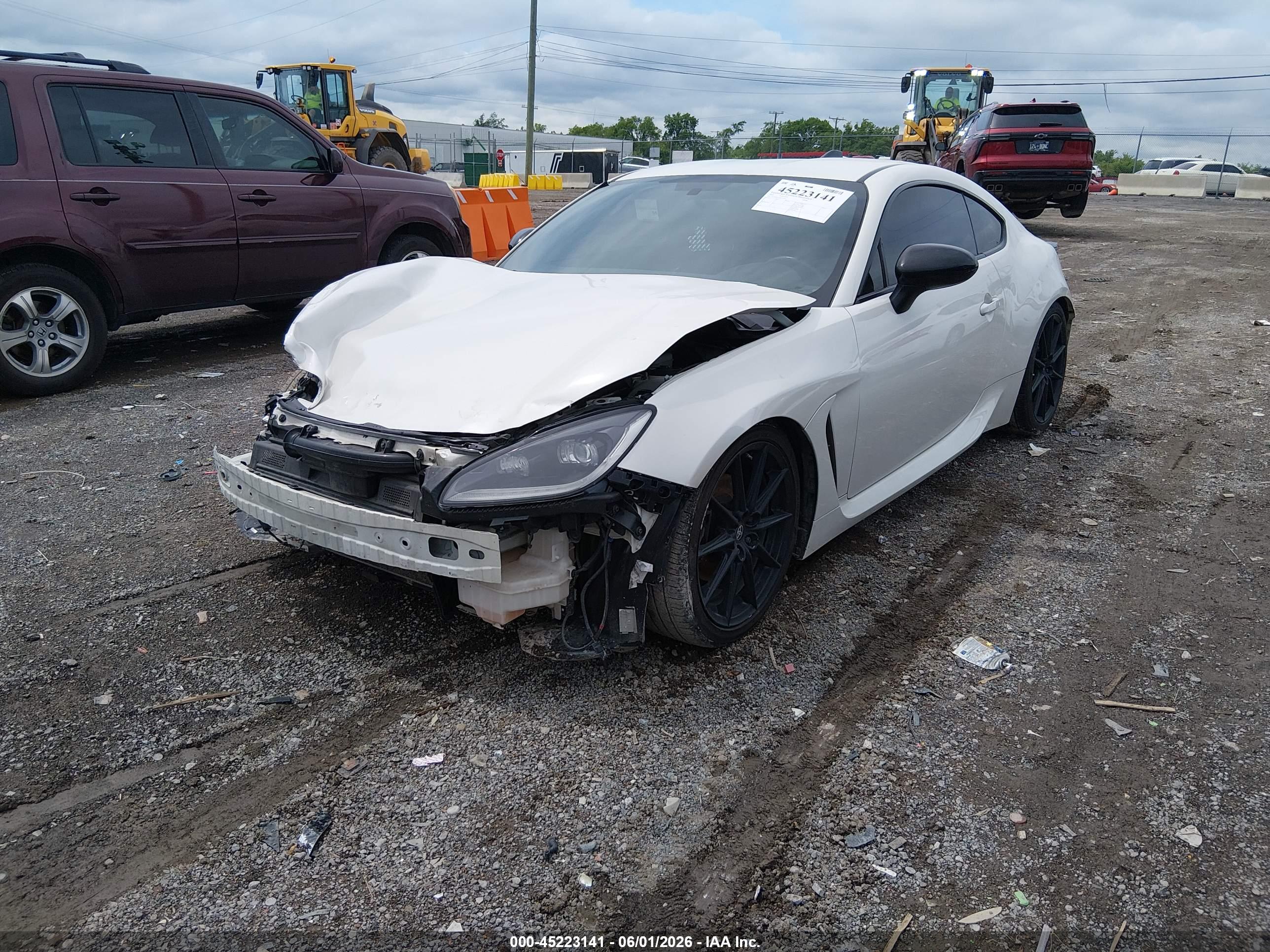 TOYOTA GR86 image 2
