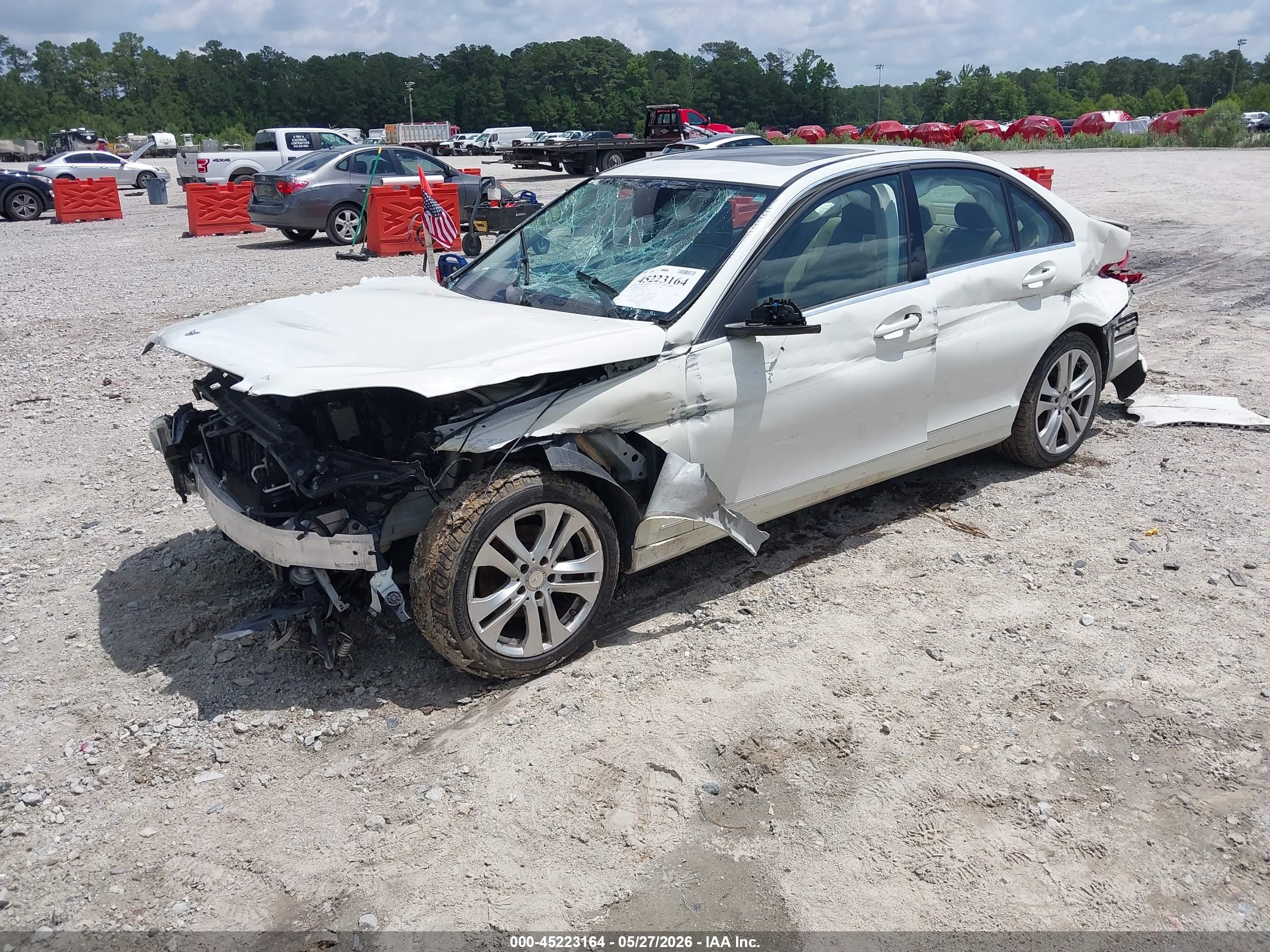 MERCEDES-BENZ C image 2