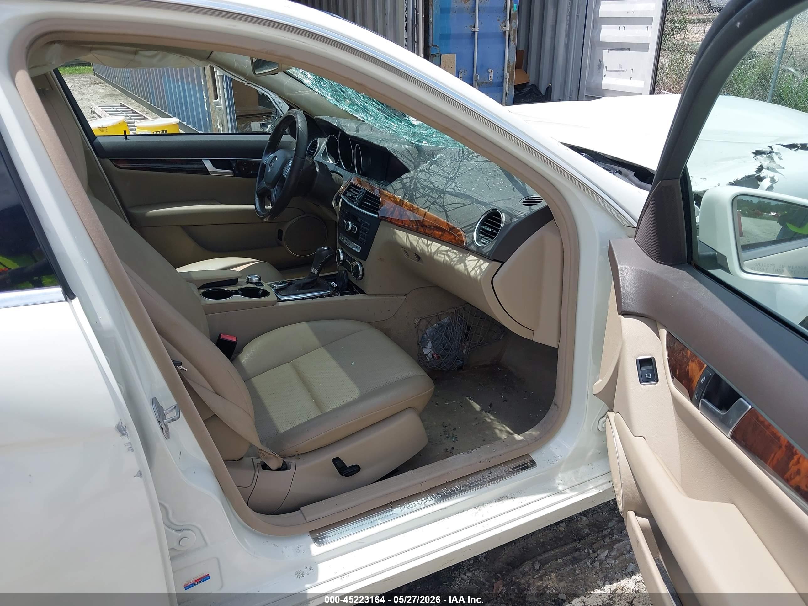 MERCEDES-BENZ C image 5