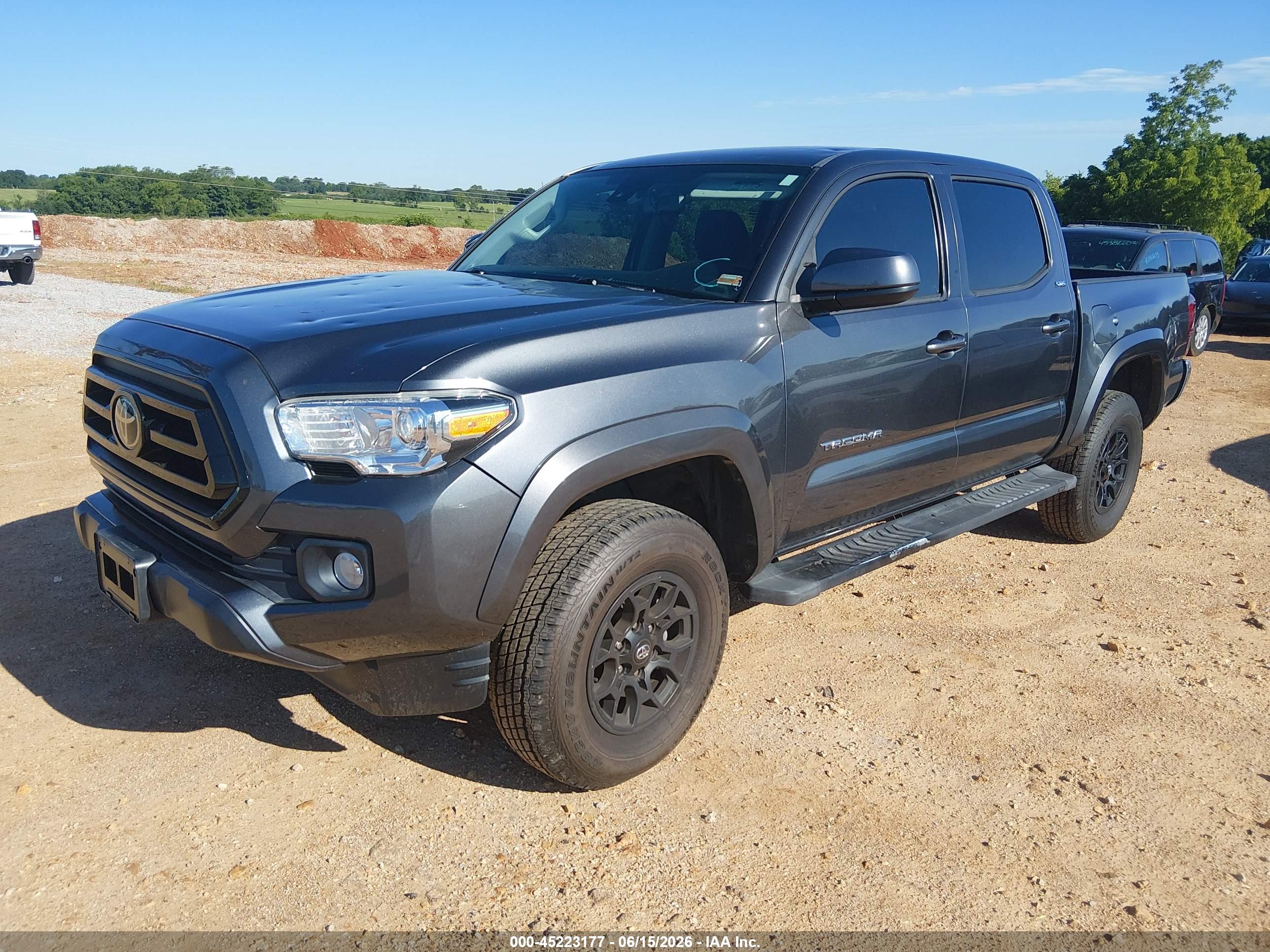 TOYOTA TACOMA image 2