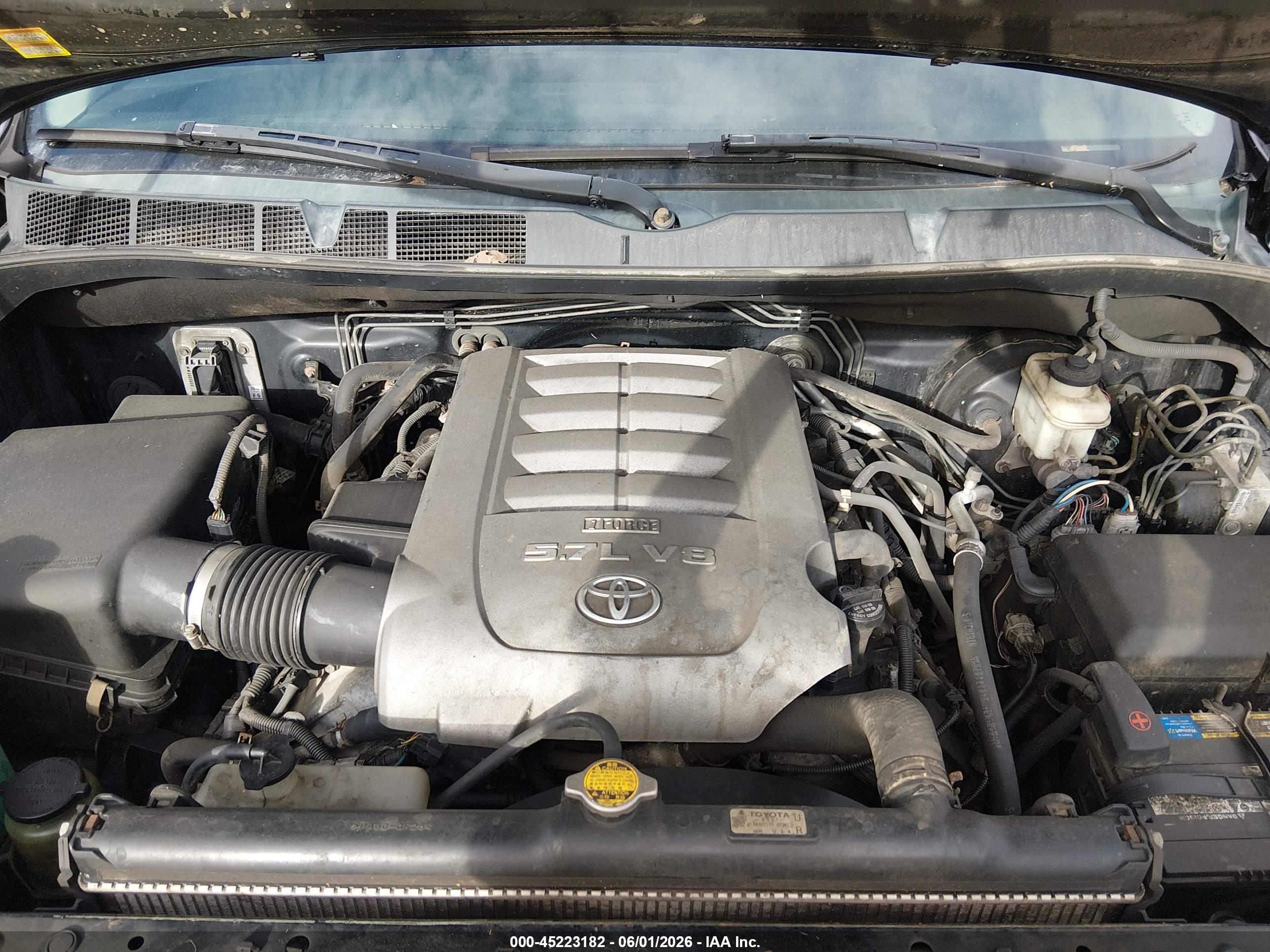 TOYOTA TUNDRA image 10