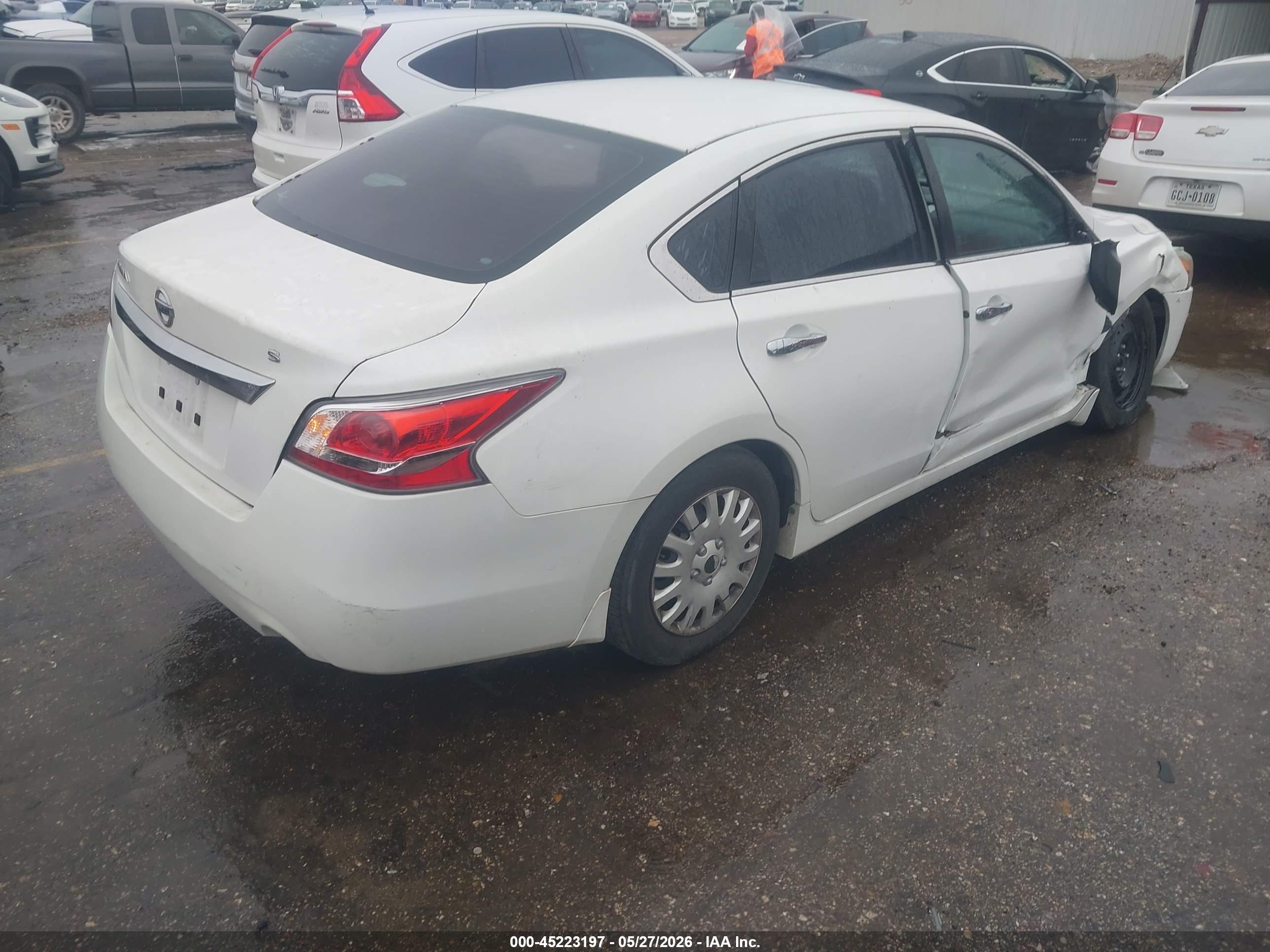 NISSAN ALTIMA image 4