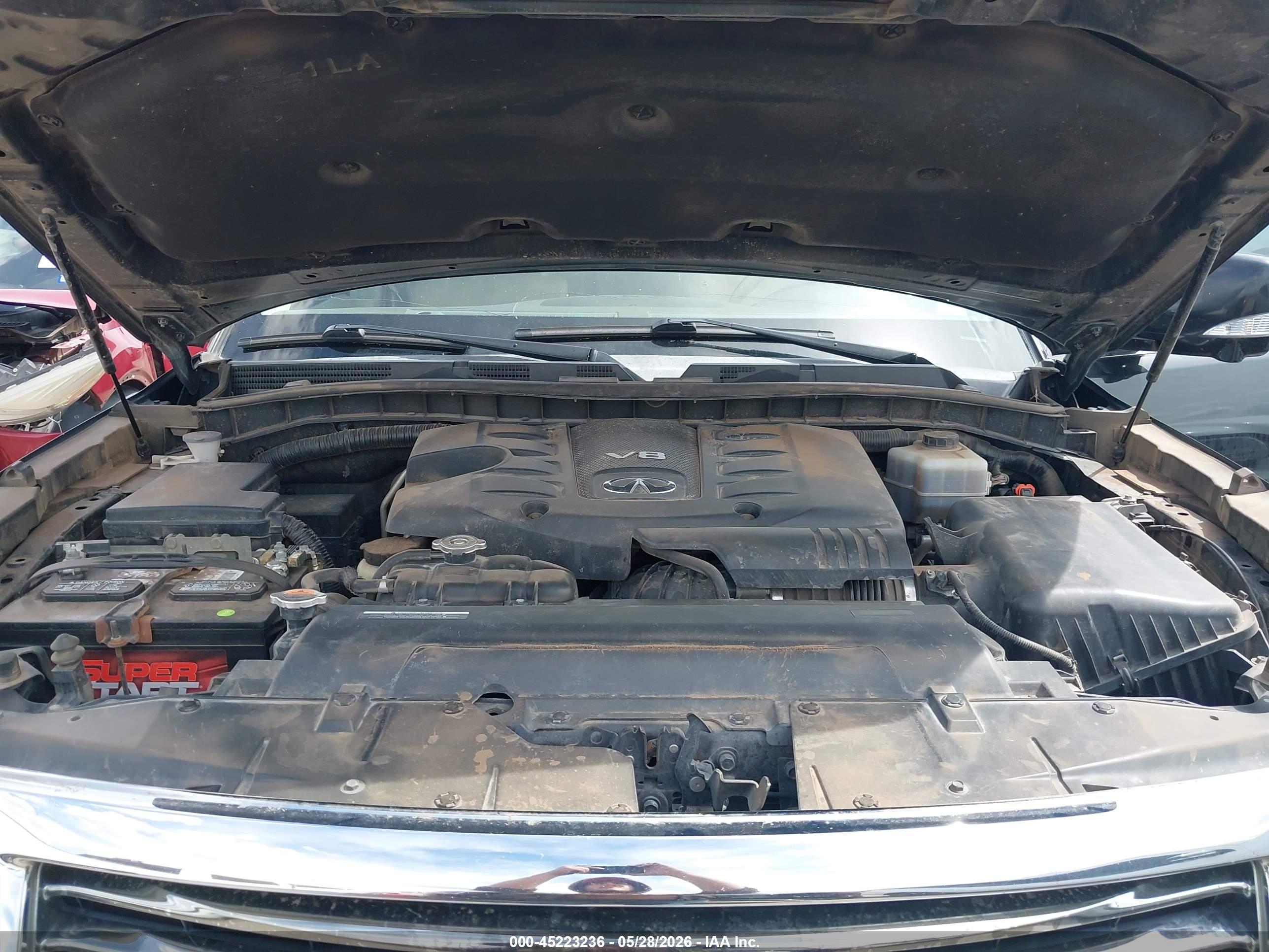 INFINITI QX56 image 10