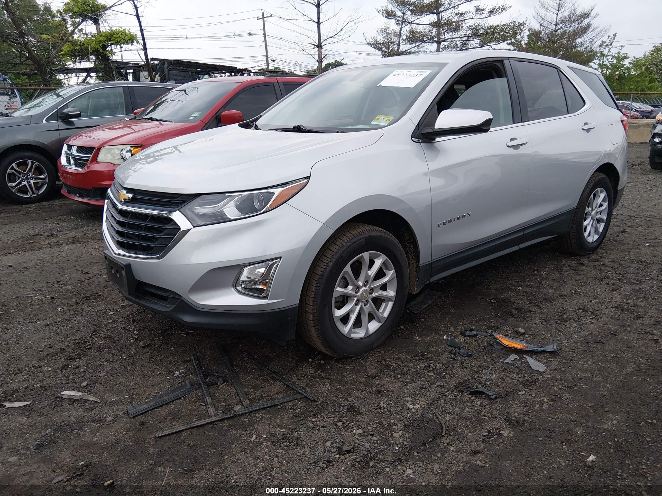 CHEVROLET EQUINOX image 2