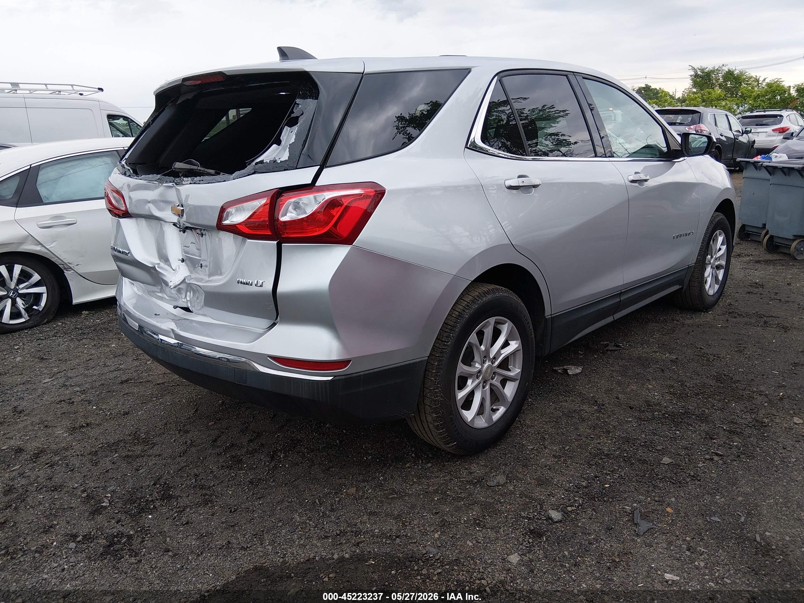 CHEVROLET EQUINOX image 4