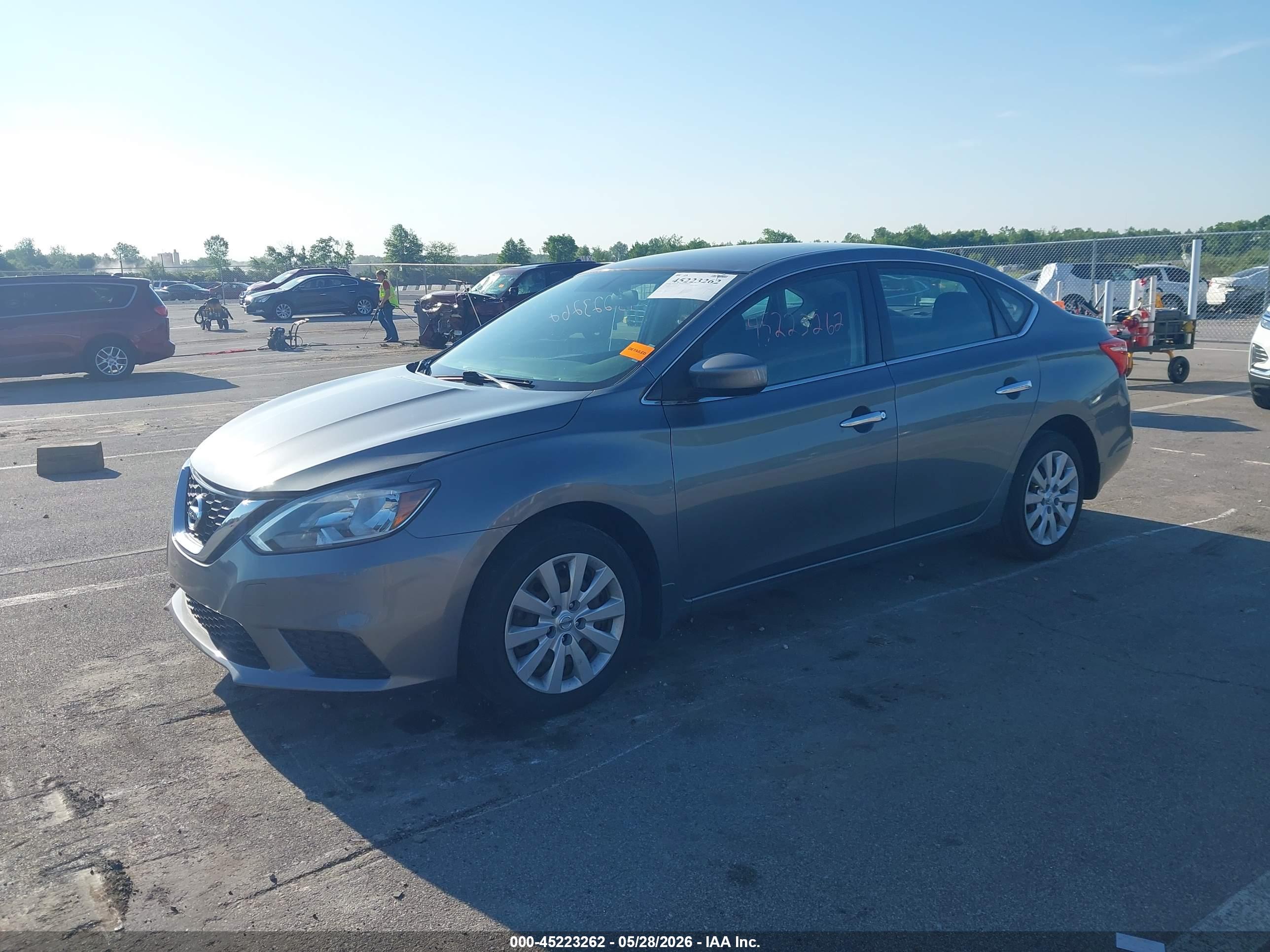 NISSAN SENTRA image 2