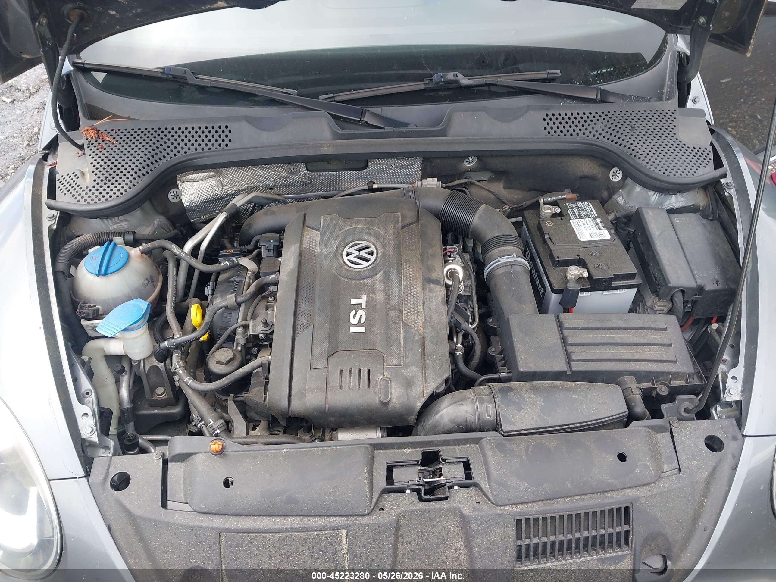 VOLKSWAGEN BEETLE image 10