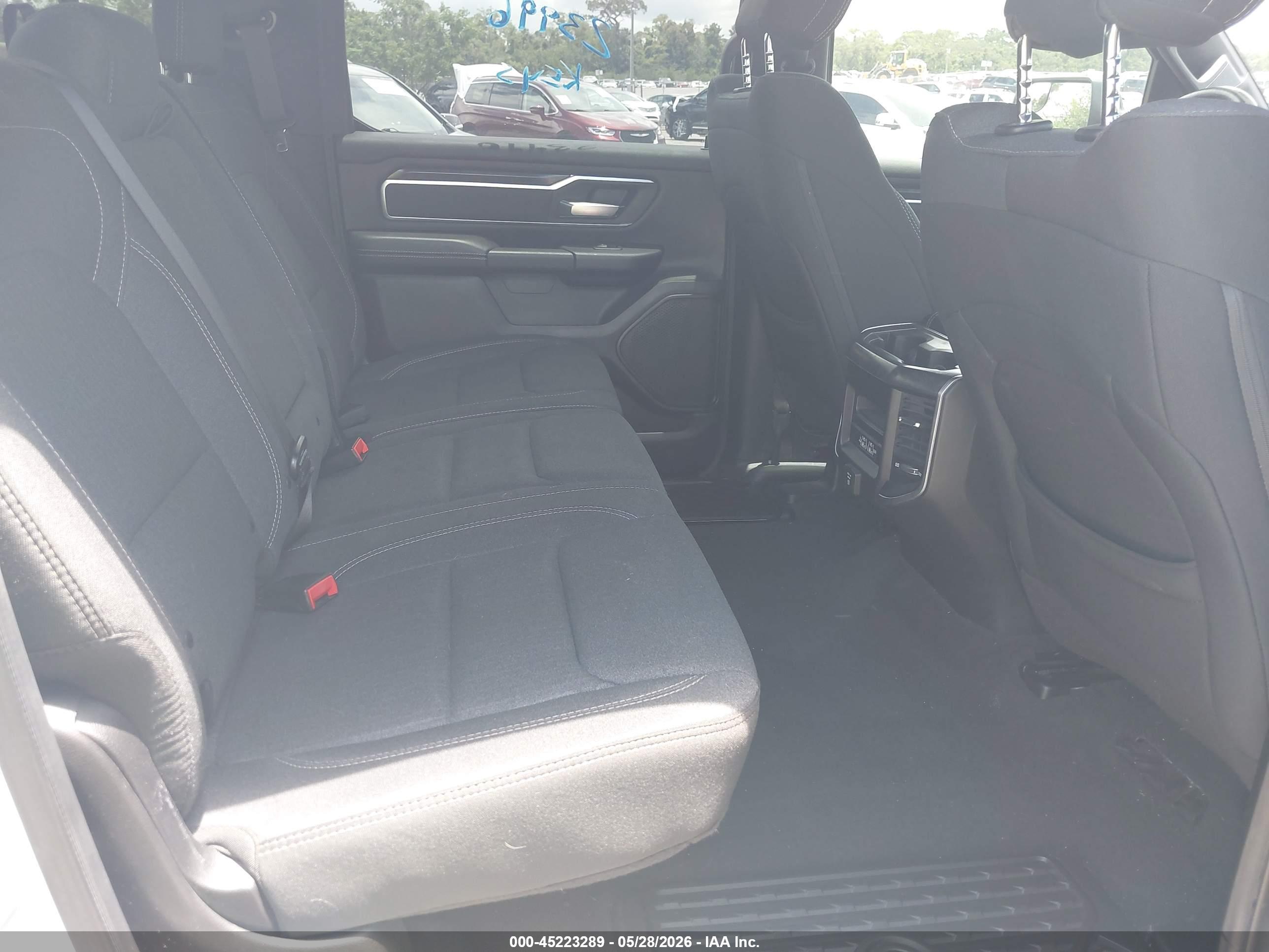 RAM 1500 image 8
