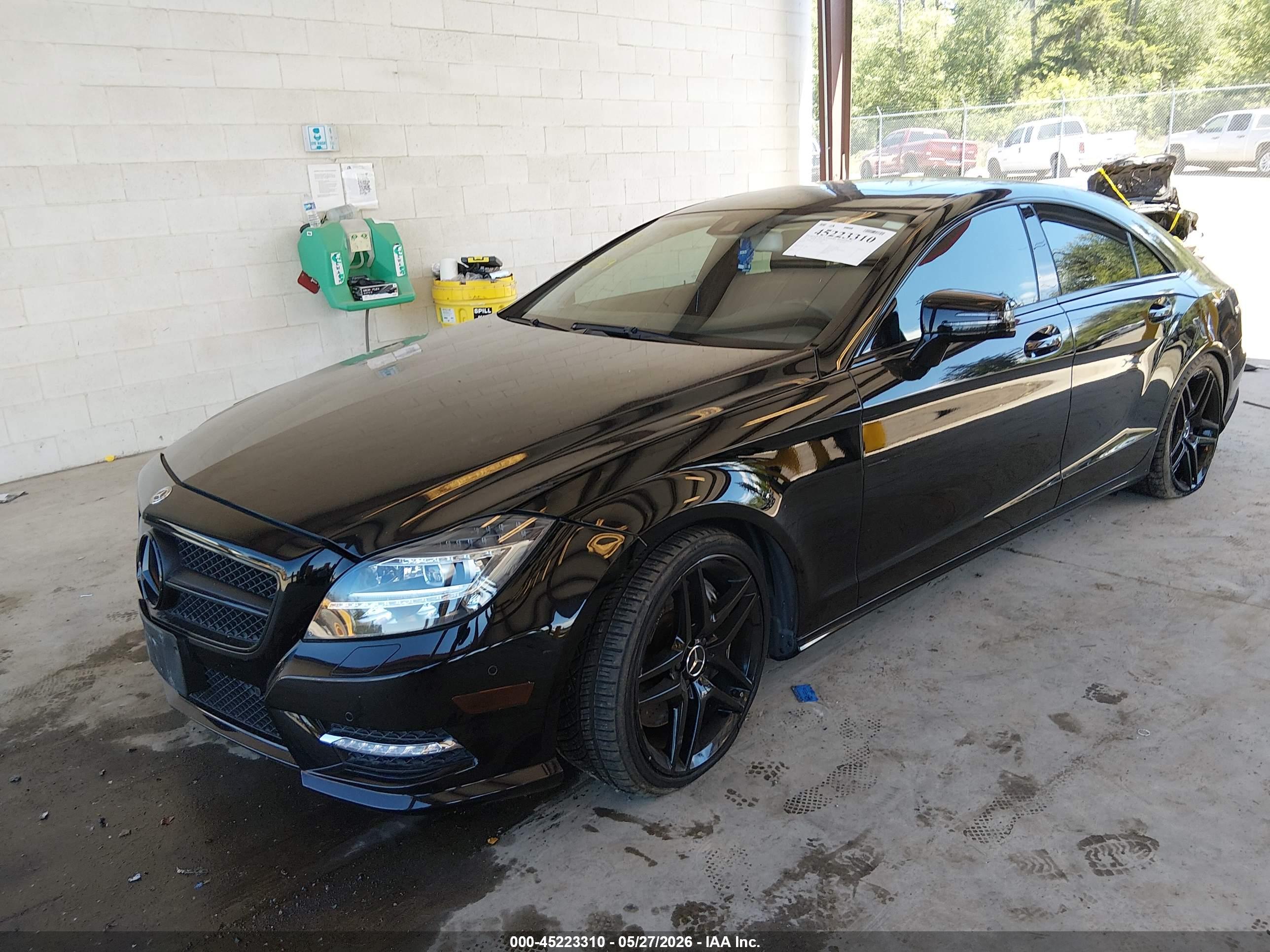 MERCEDES-BENZ CLS image 2