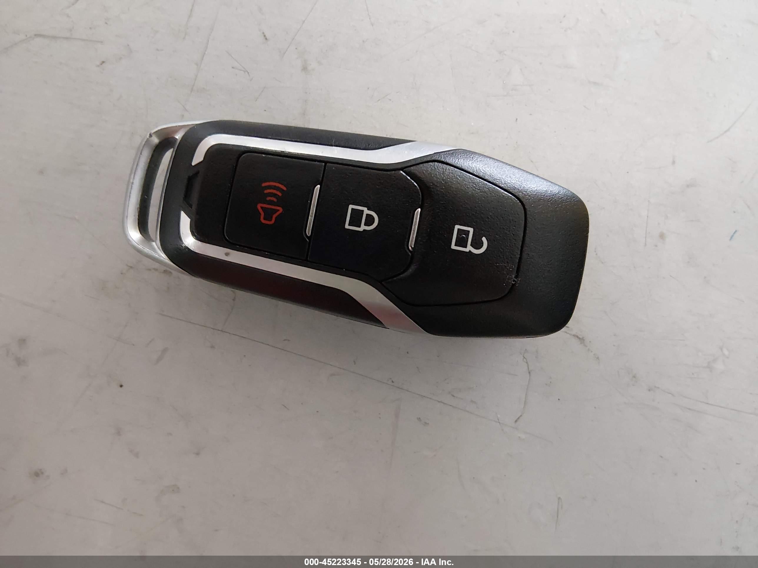 FORD EXPLORER image 11