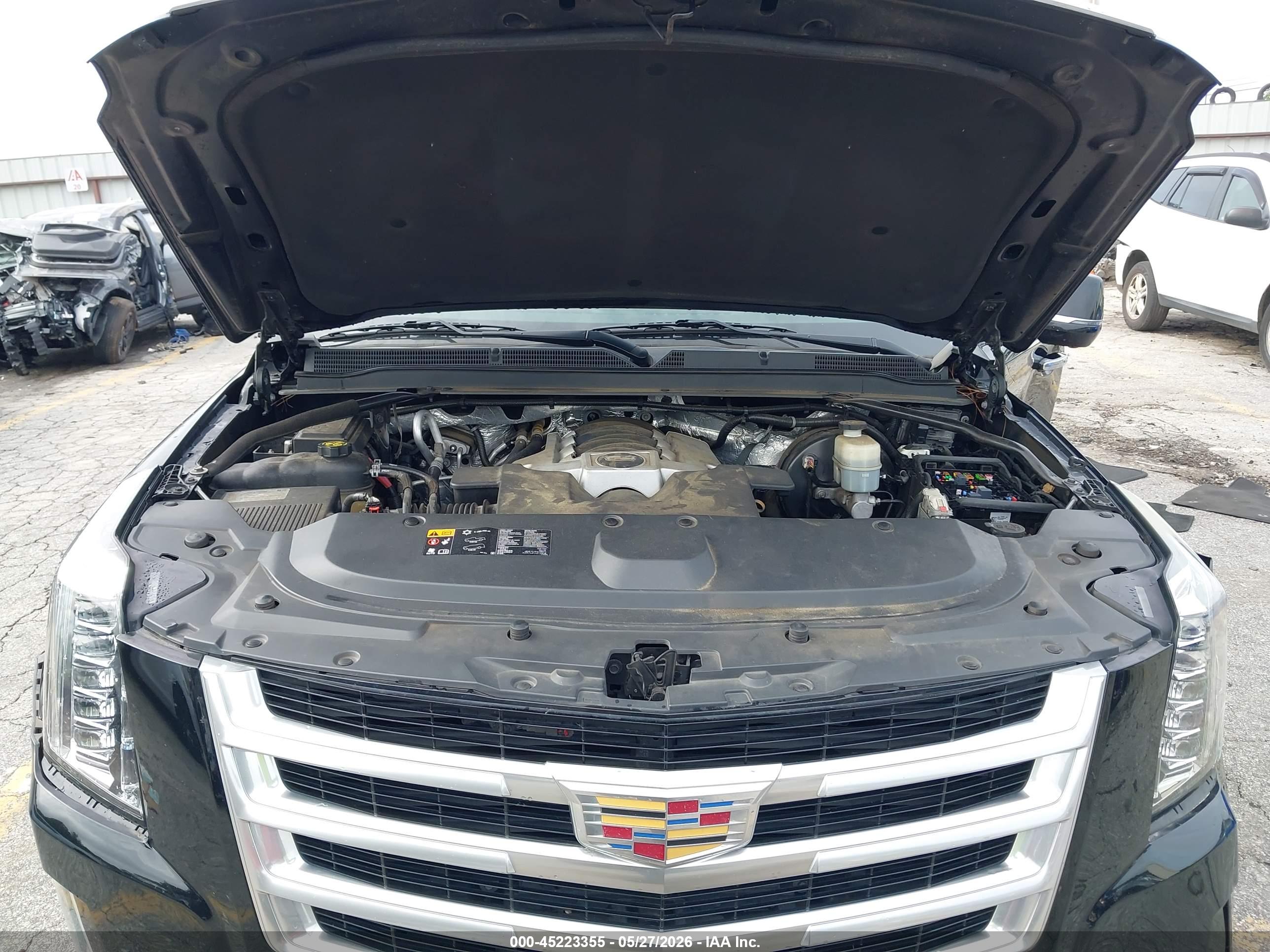 CADILLAC ESCALADE image 10