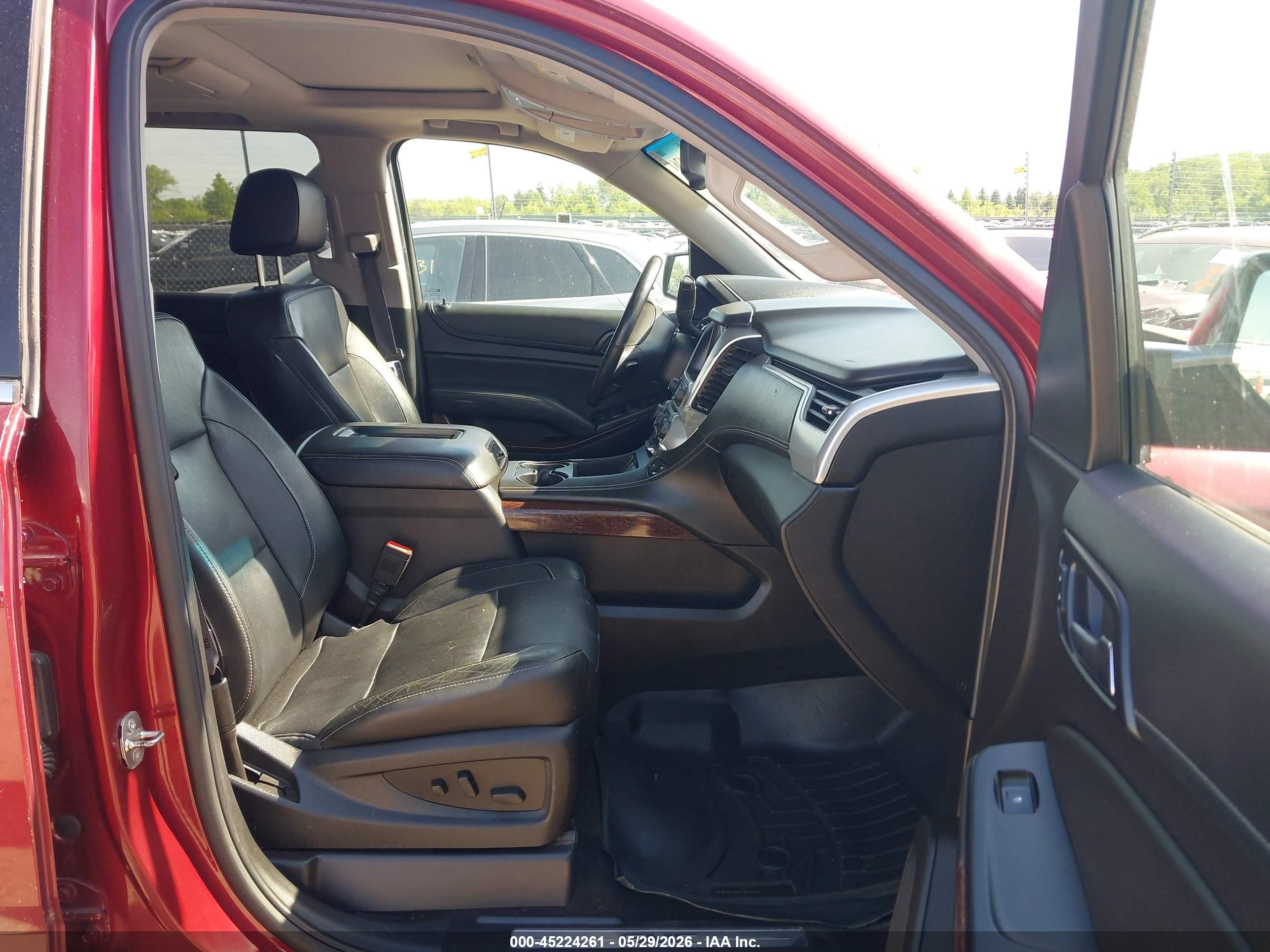 GMC YUKON image 5