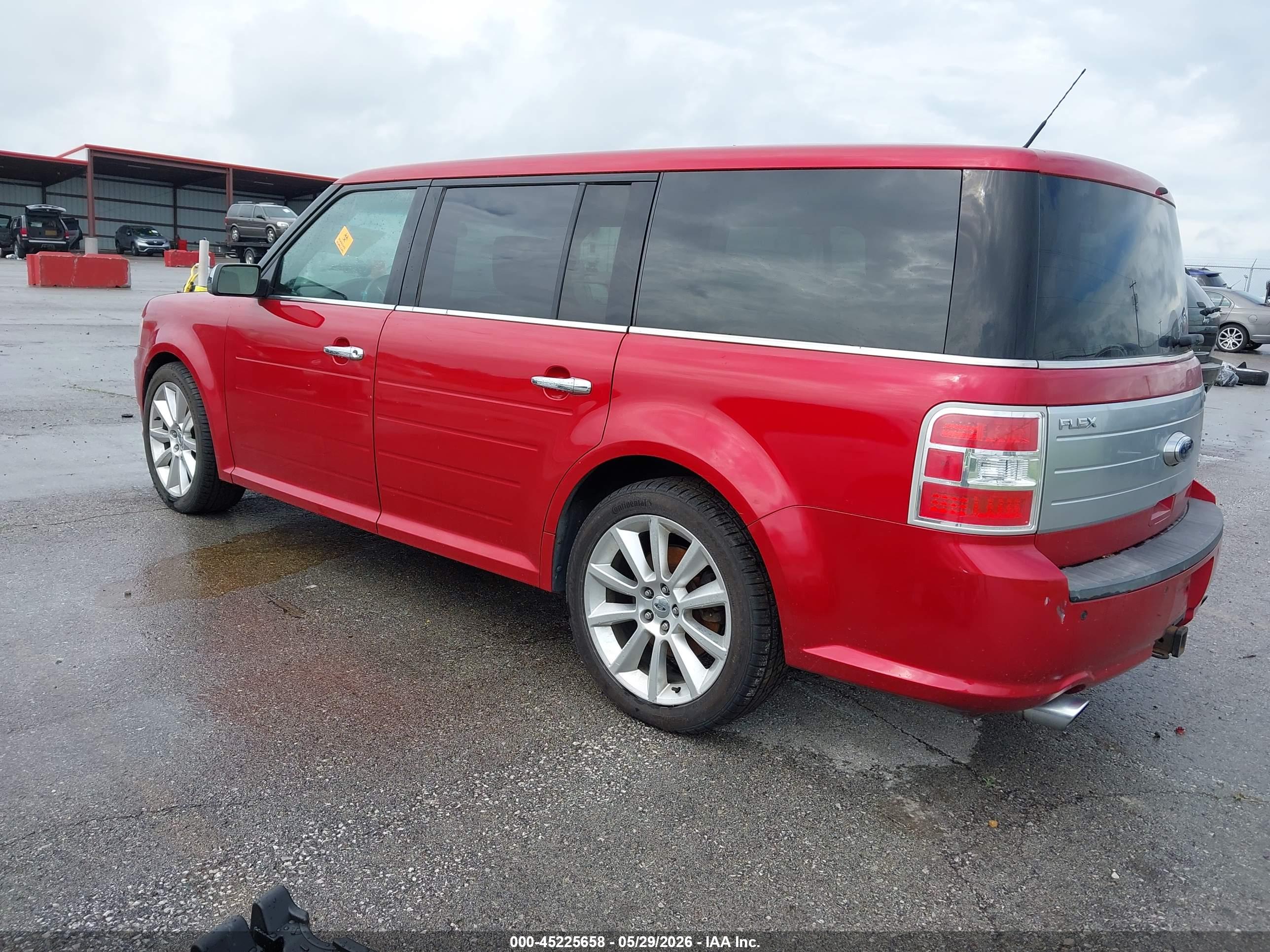 FORD FLEX image 3
