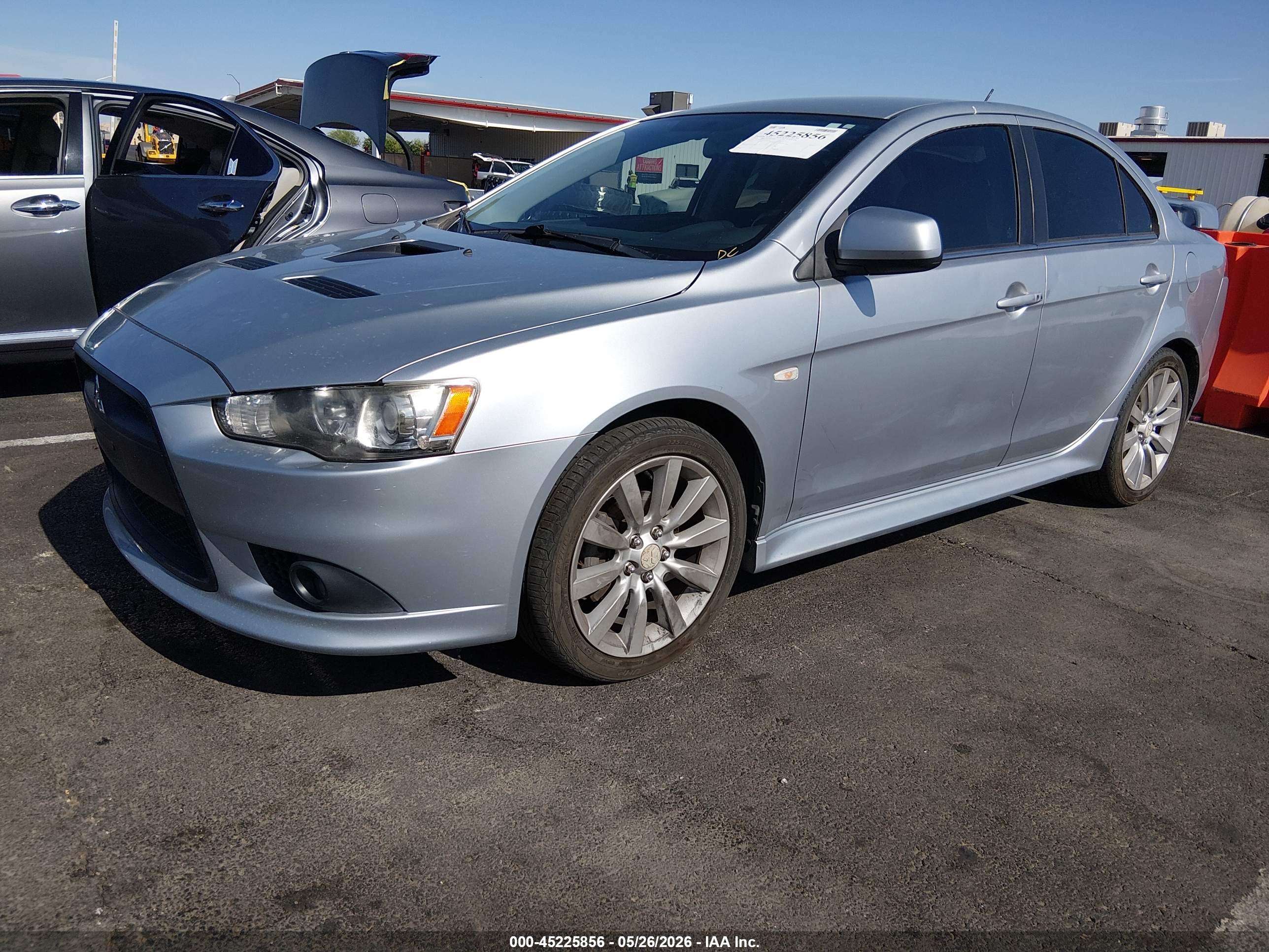 MITSUBISHI LANCER image 2