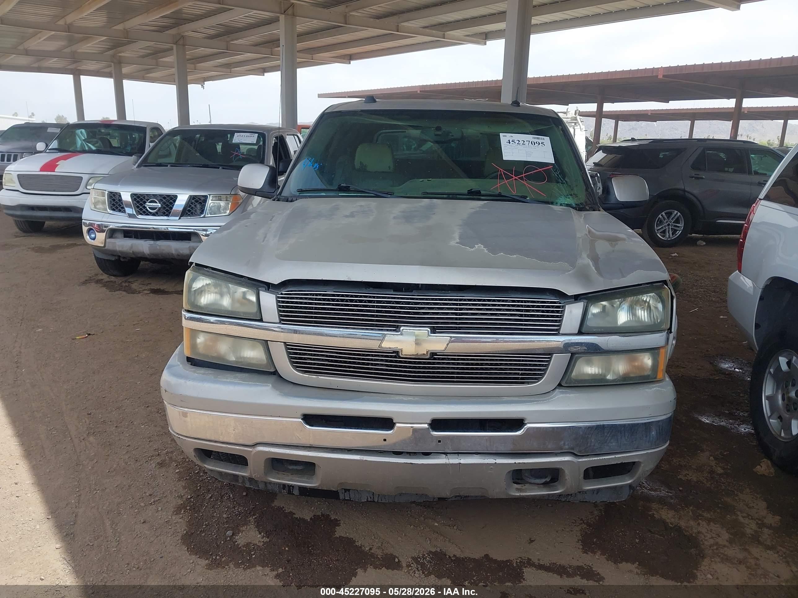 CHEVROLET AVALANCHE image 6