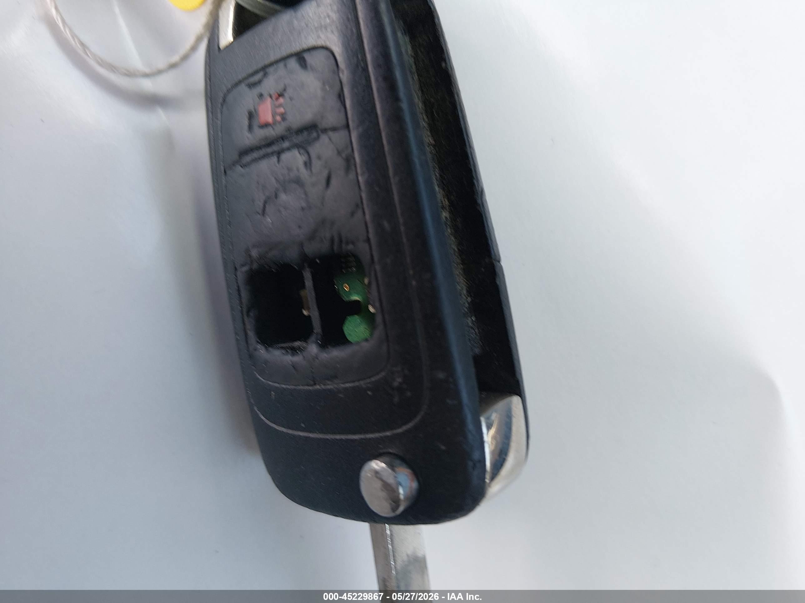 CHEVROLET EQUINOX image 11