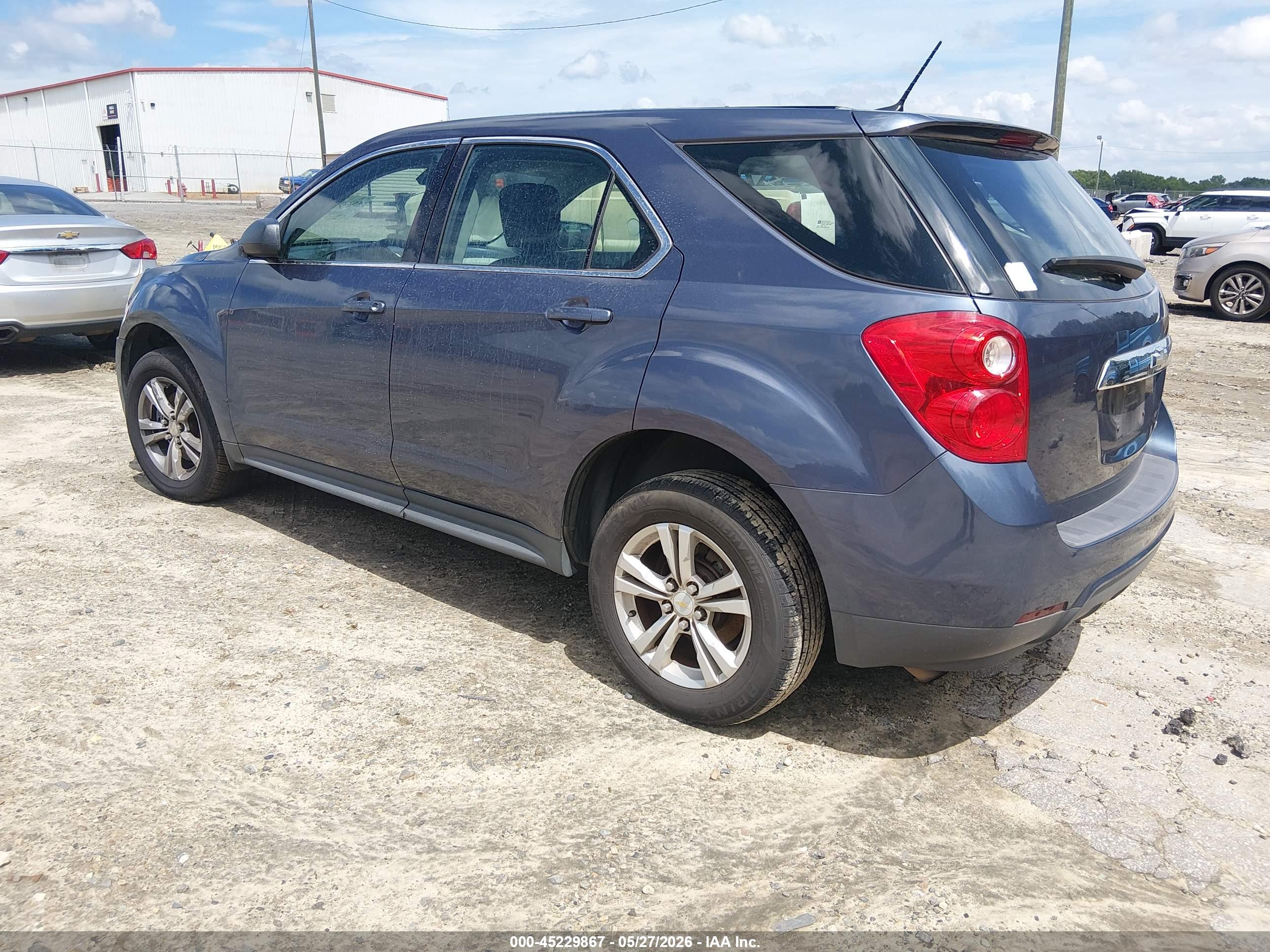 CHEVROLET EQUINOX image 3