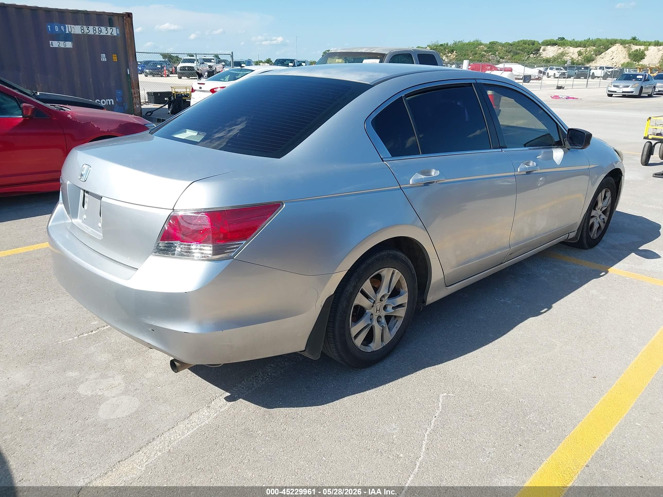 HONDA ACCORD image 4