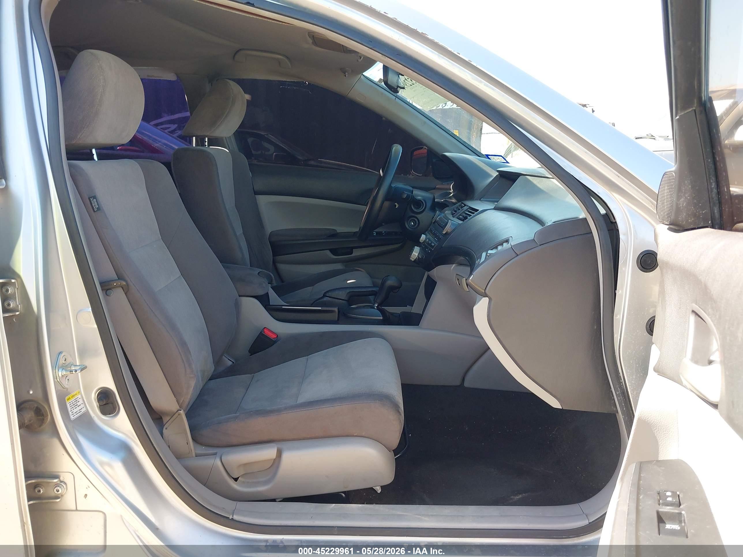 HONDA ACCORD image 5