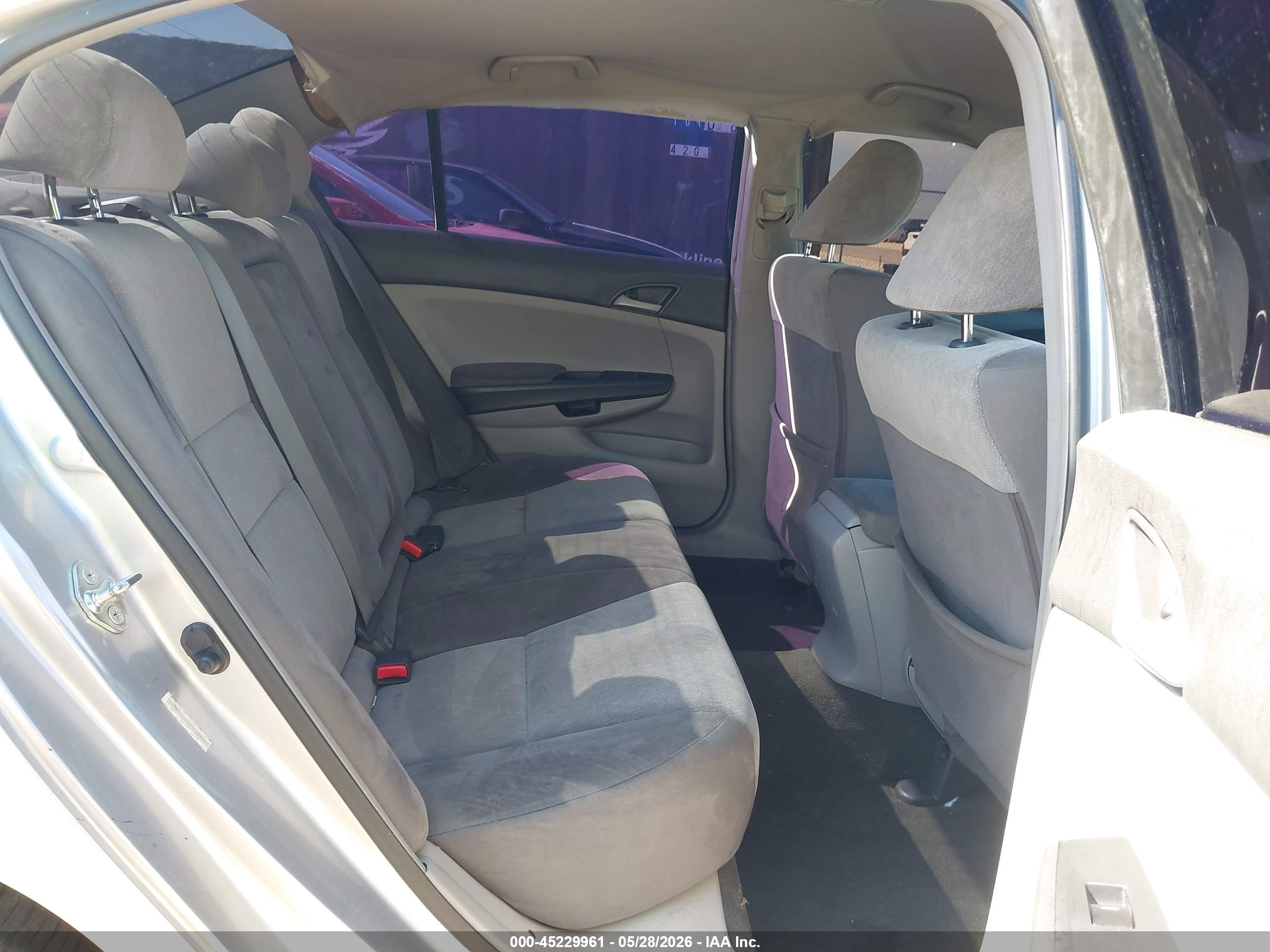 HONDA ACCORD image 8
