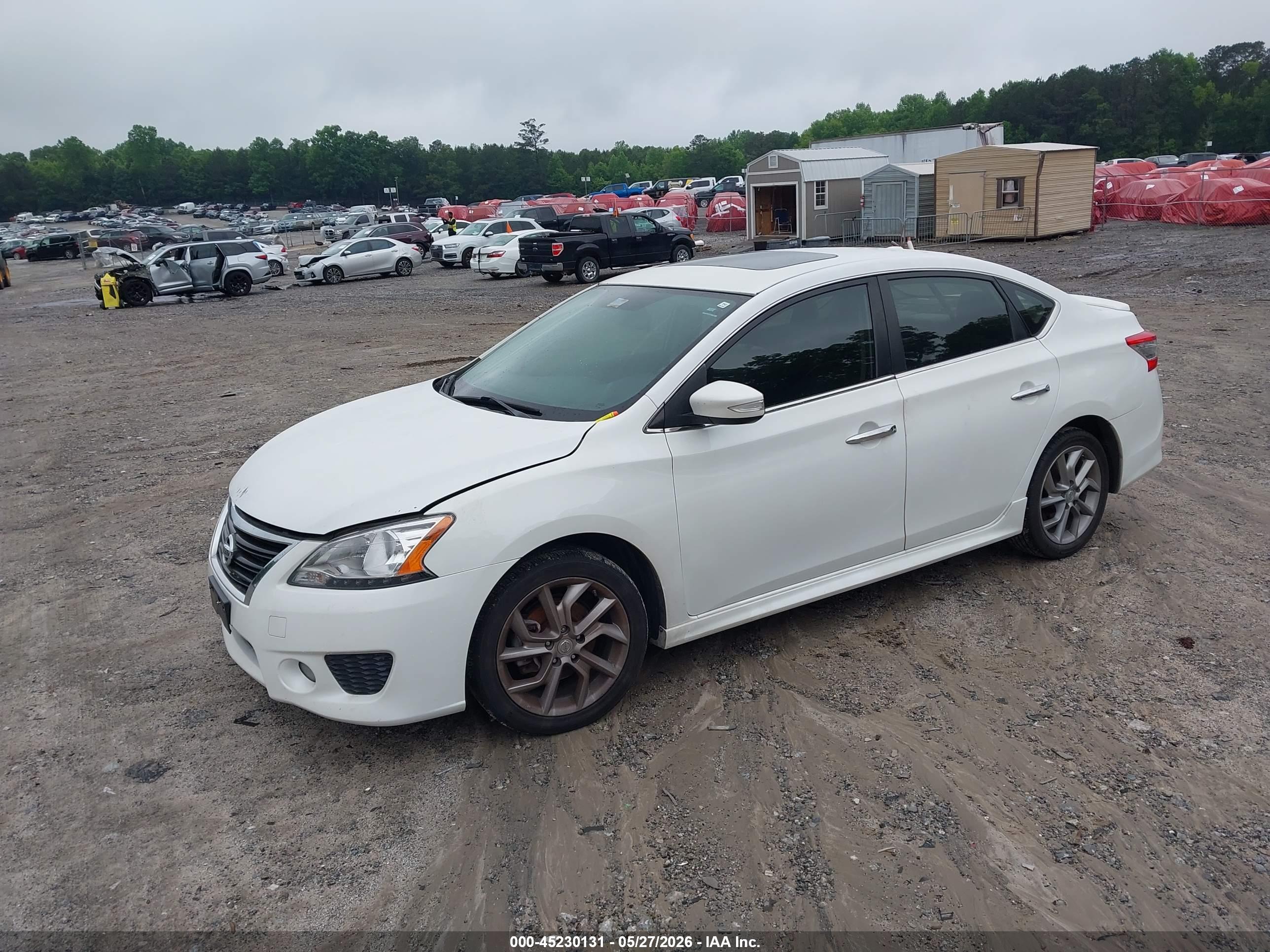 NISSAN SENTRA image 2