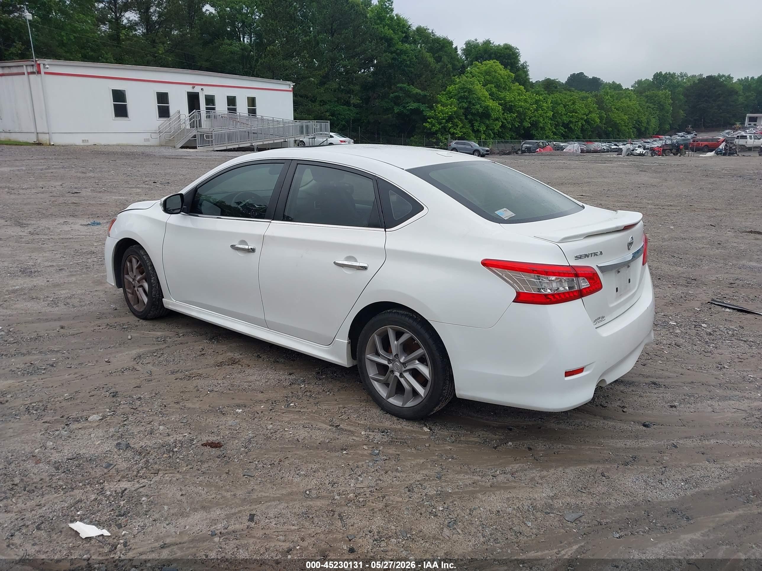 NISSAN SENTRA image 3