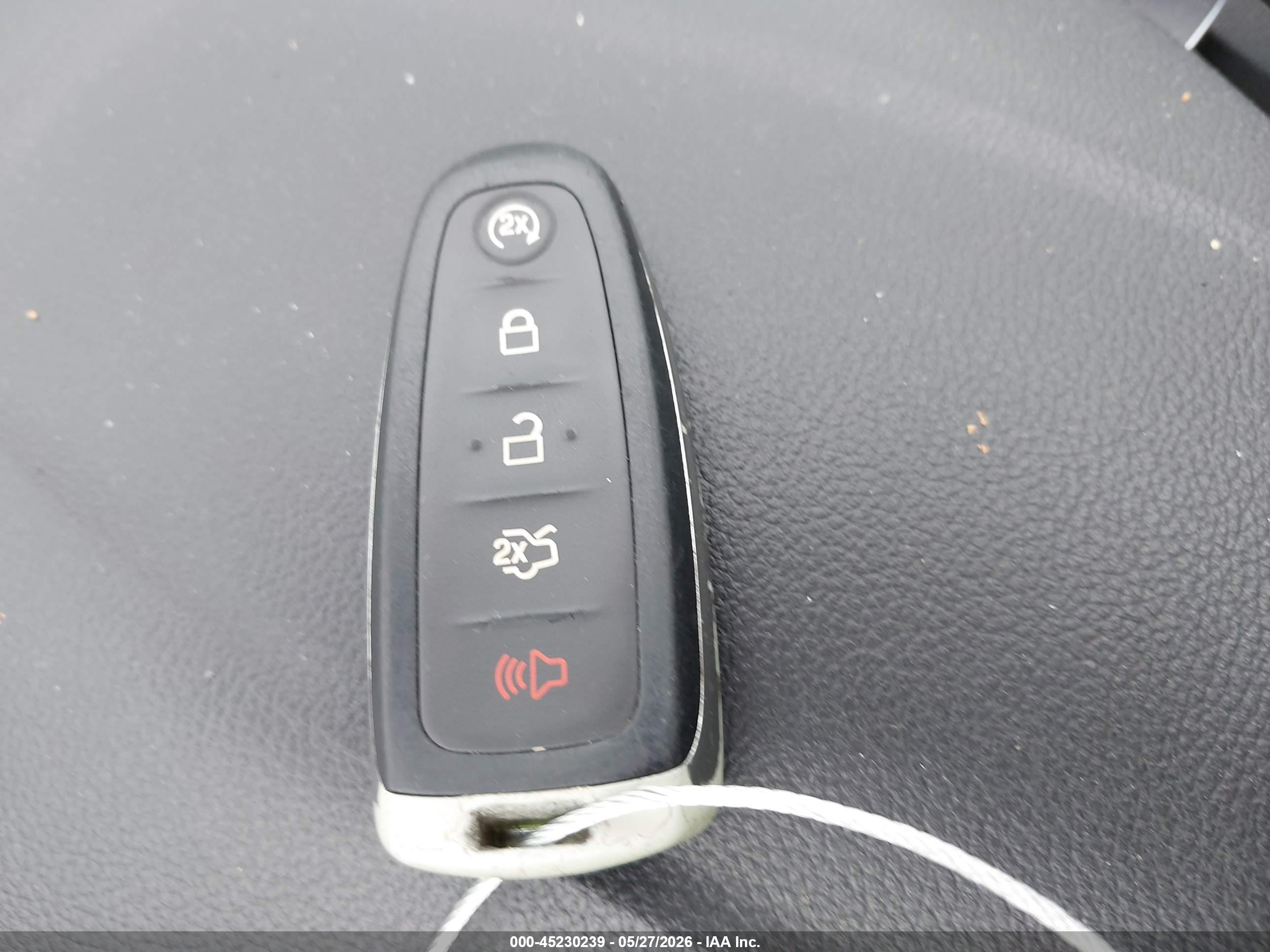 FORD ESCAPE image 11