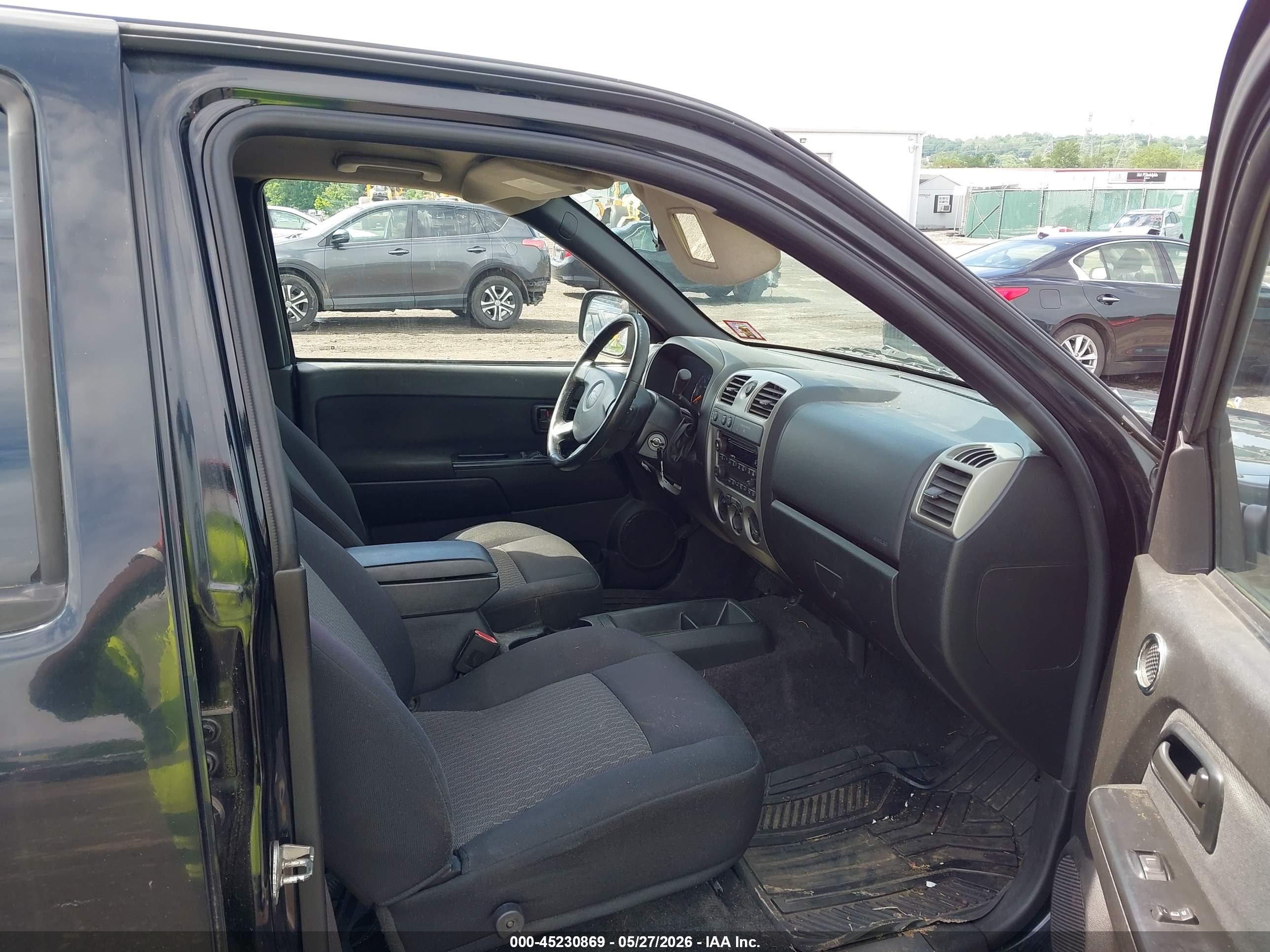 CHEVROLET COLORADO image 5