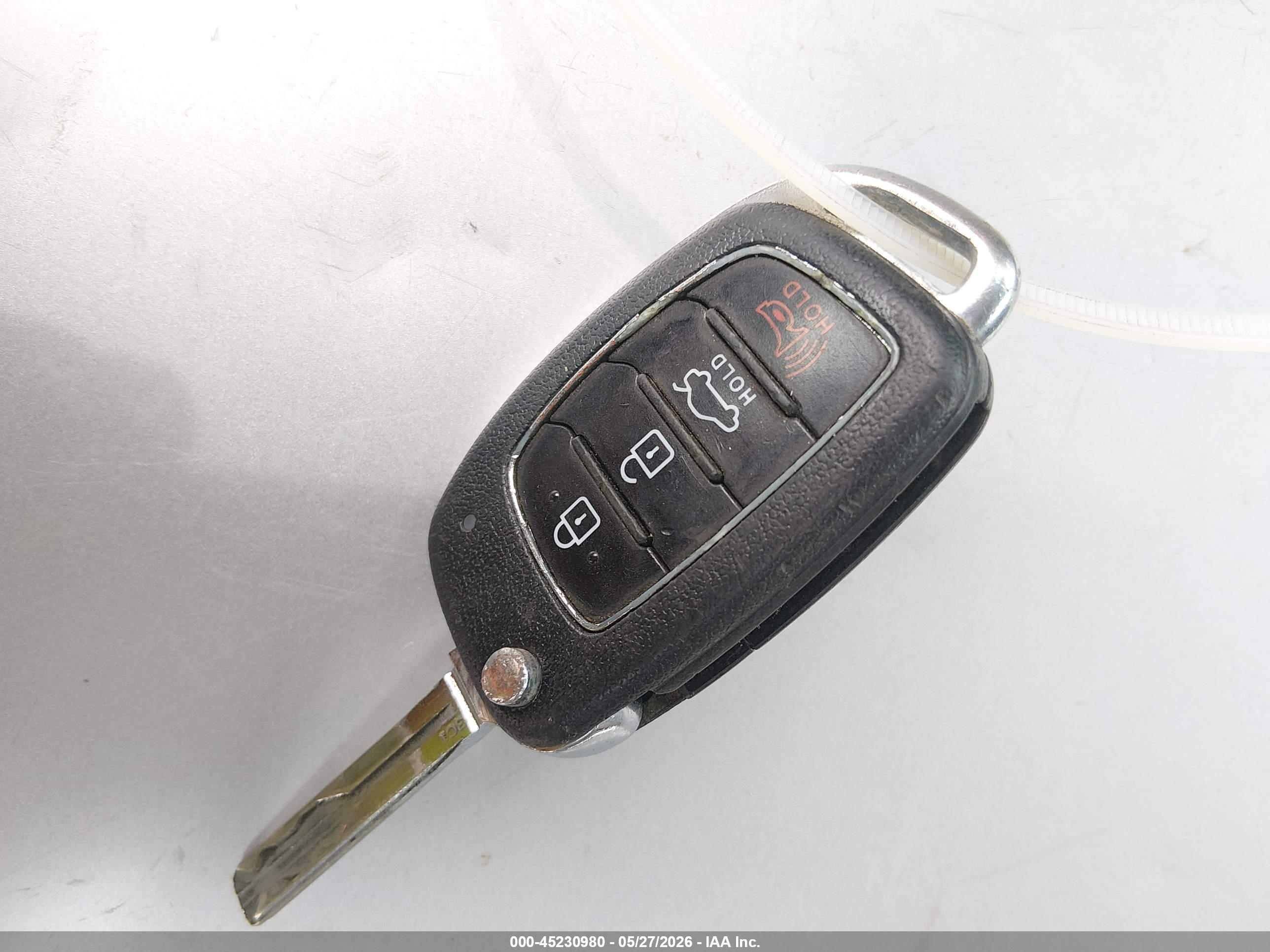 HYUNDAI SONATA image 11