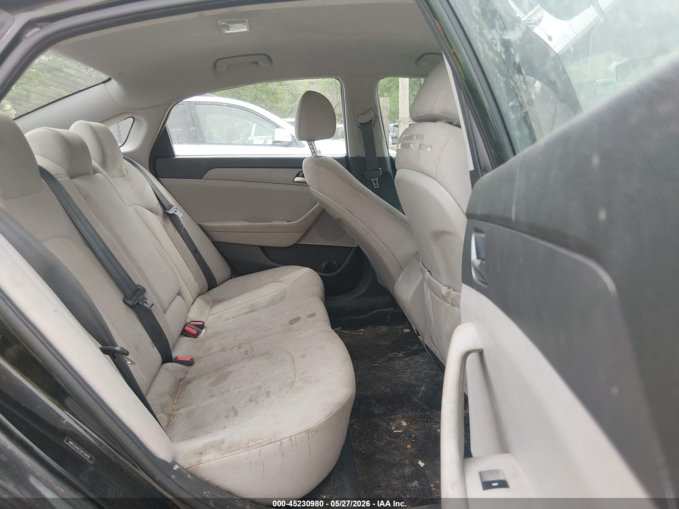 HYUNDAI SONATA image 8