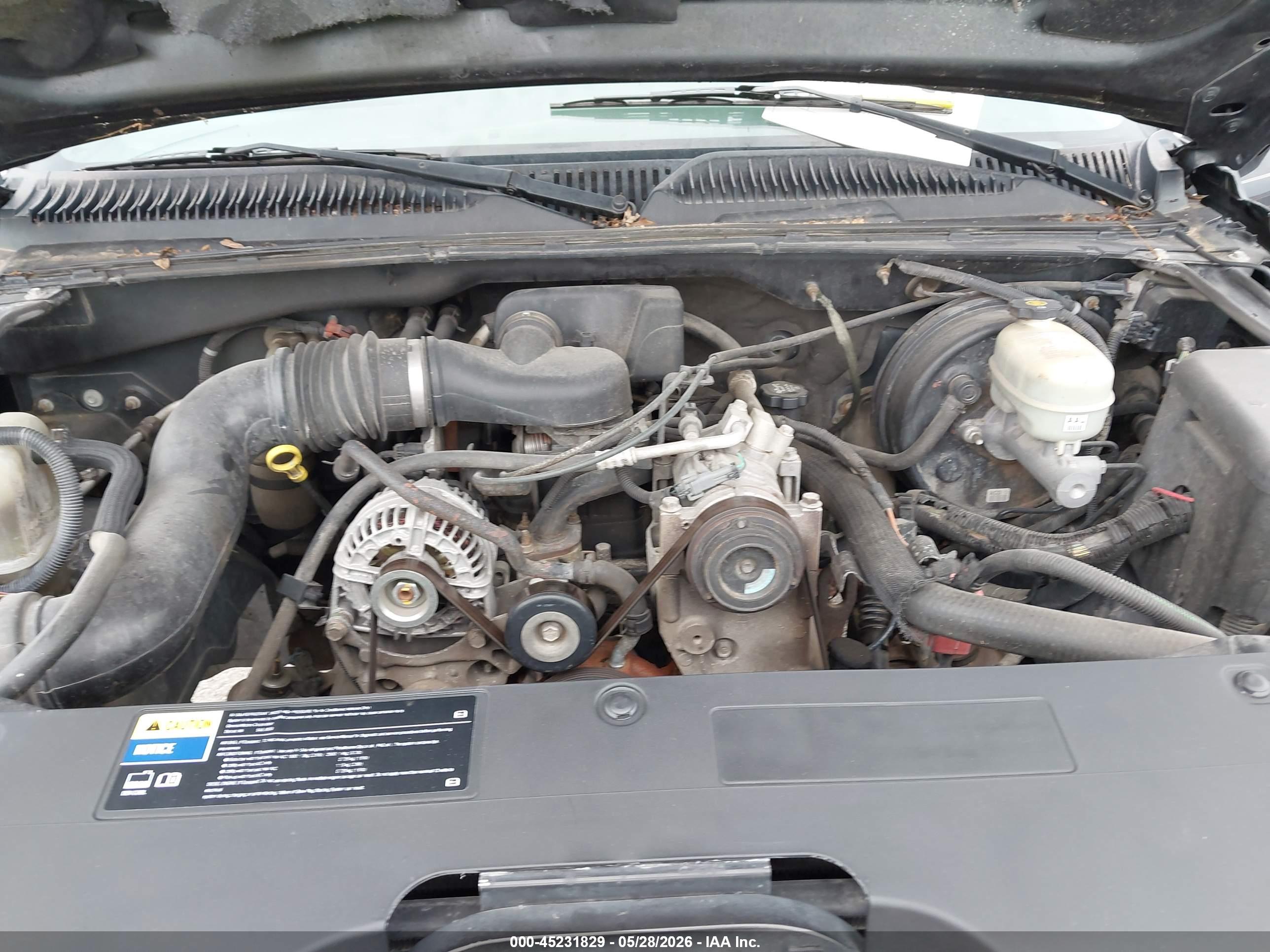 CHEVROLET SILVERADO image 10